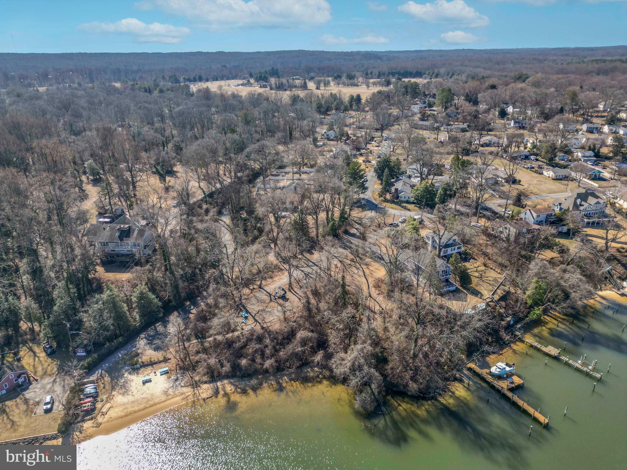 SUNRISE BEACH - Residential