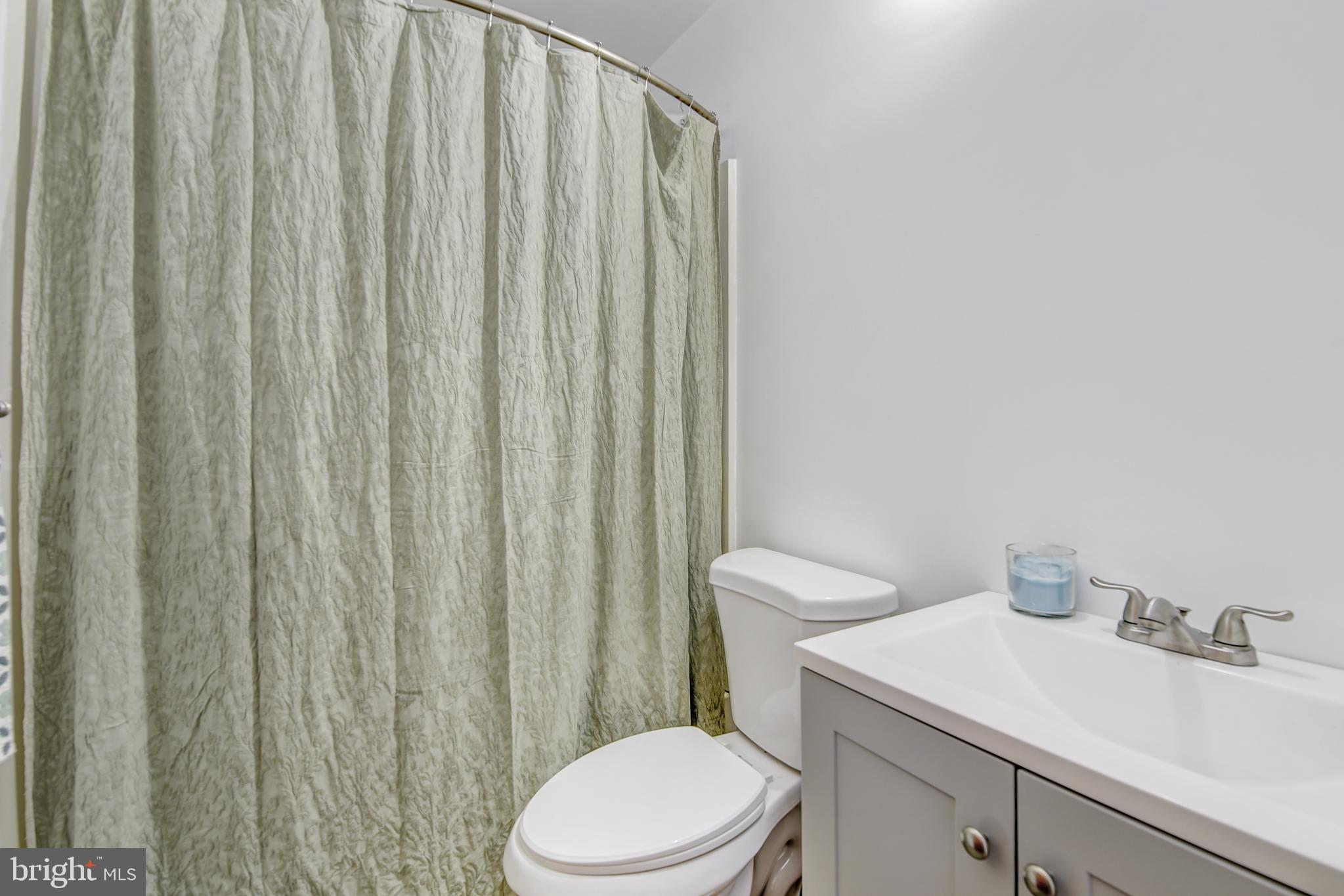 SUNRISE BEACH - Residential