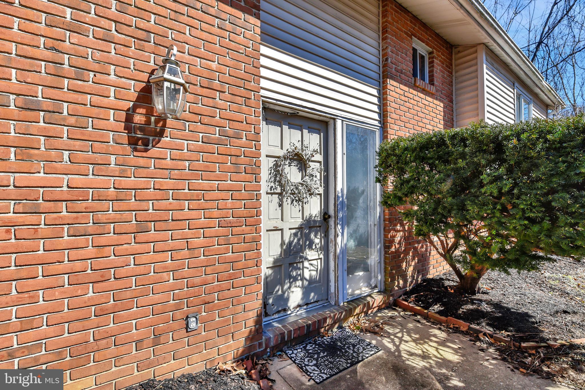 SUNRISE BEACH - Residential