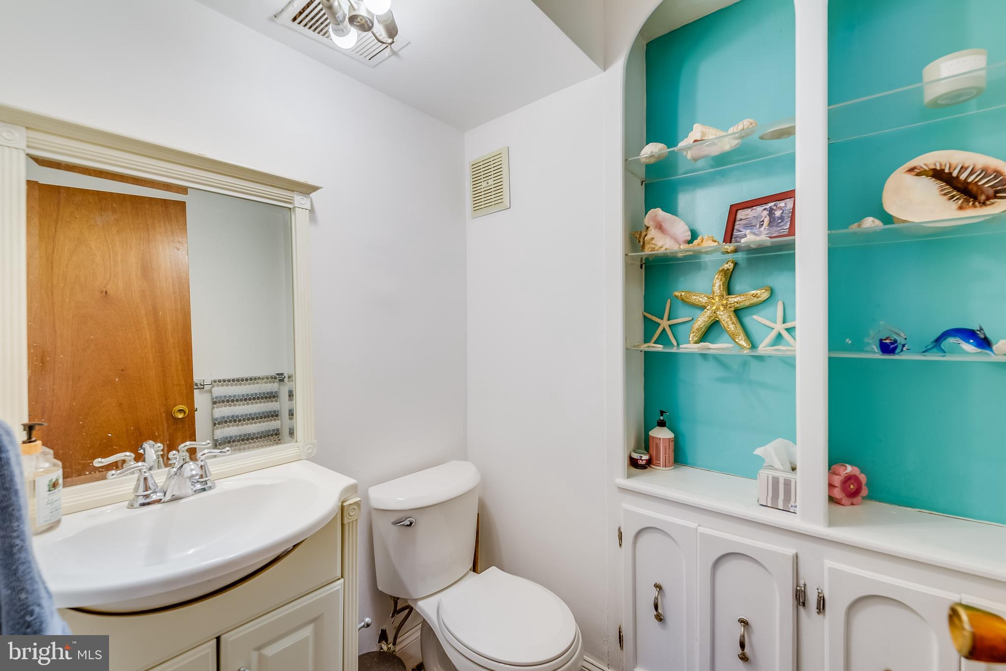 SUNRISE BEACH - Residential