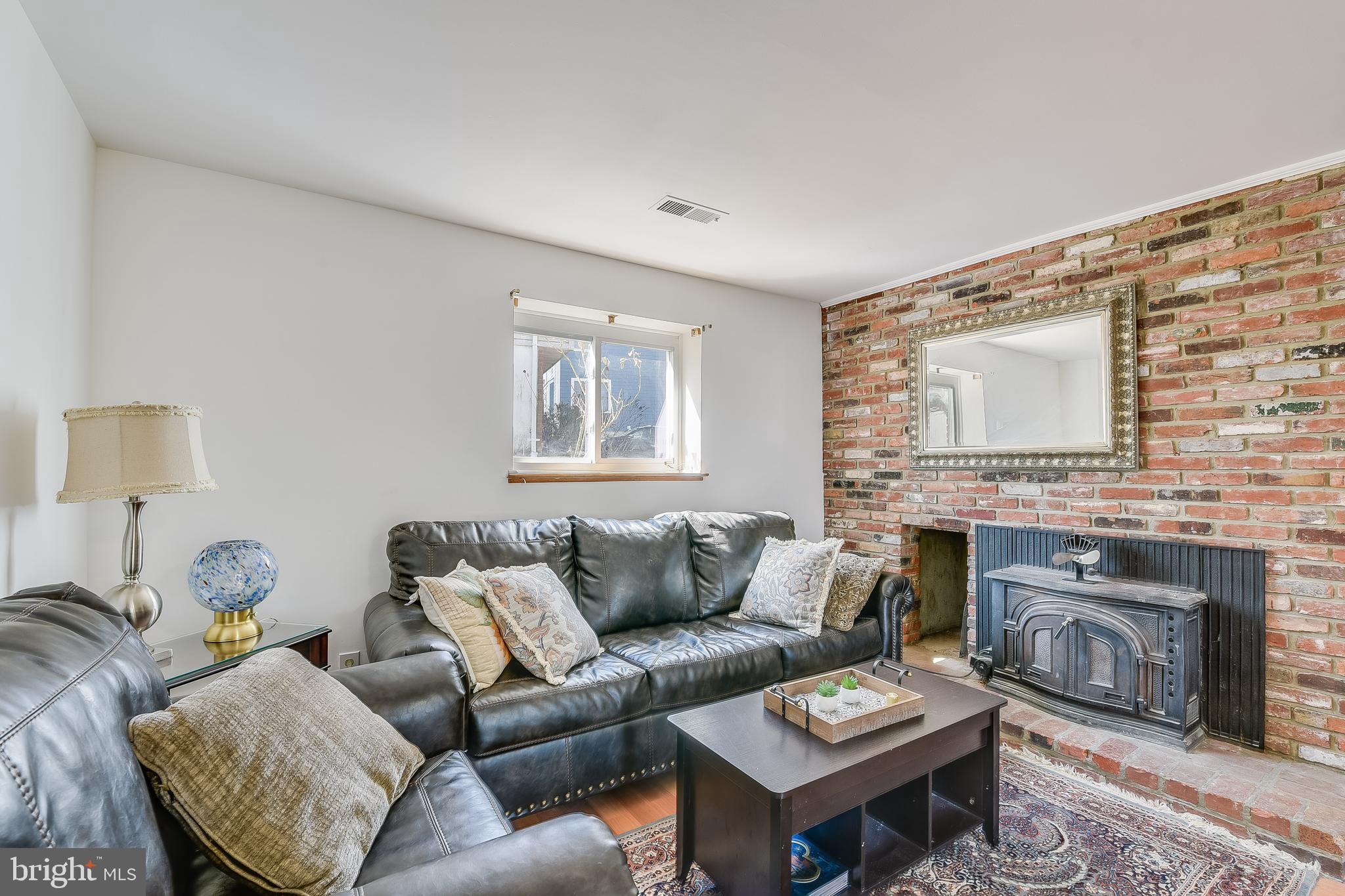 SUNRISE BEACH - Residential