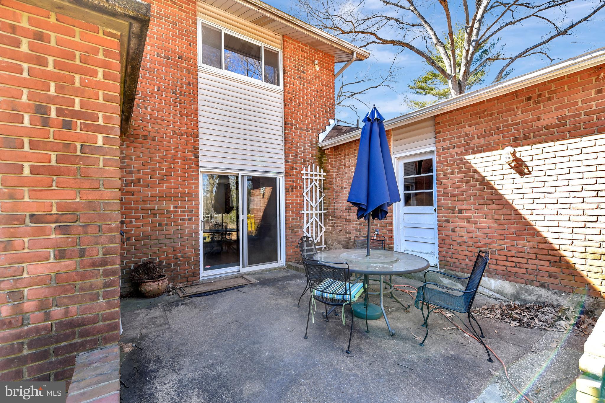 SUNRISE BEACH - Residential