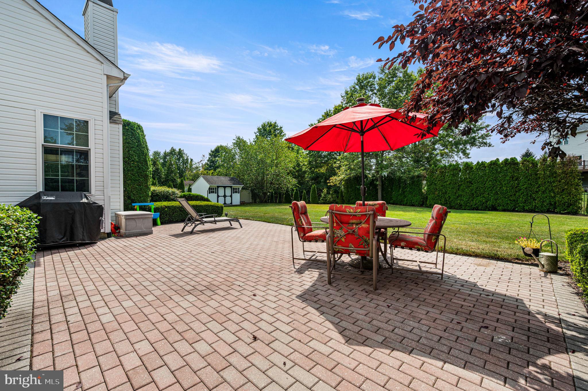 THE MEADOWS AT CHE - Residential