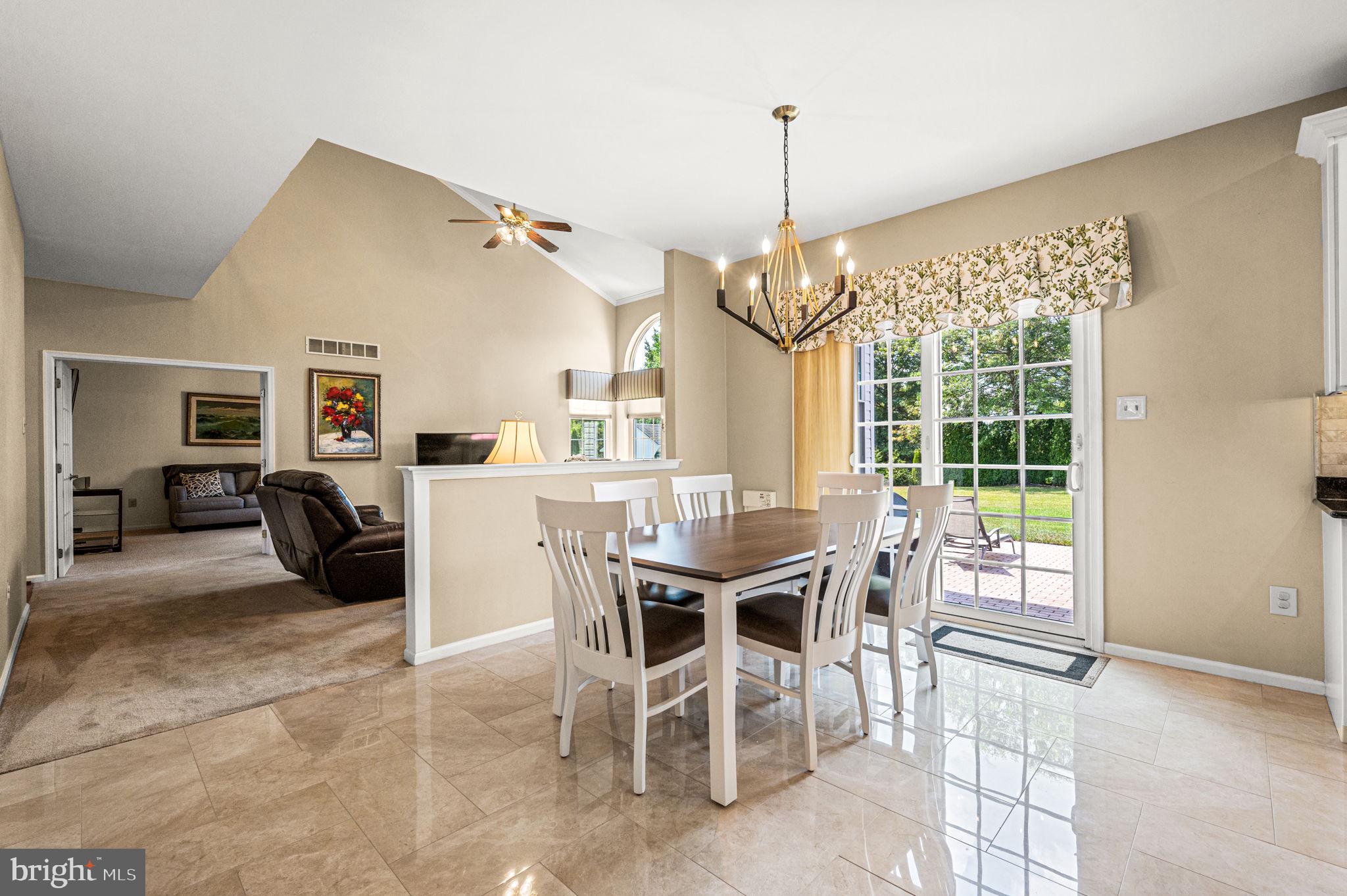 THE MEADOWS AT CHE - Residential