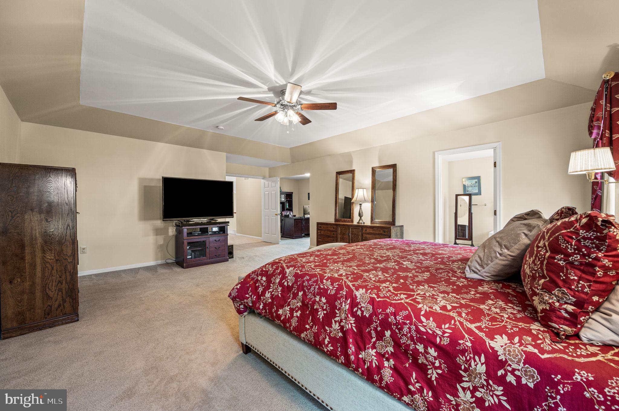 THE MEADOWS AT CHE - Residential