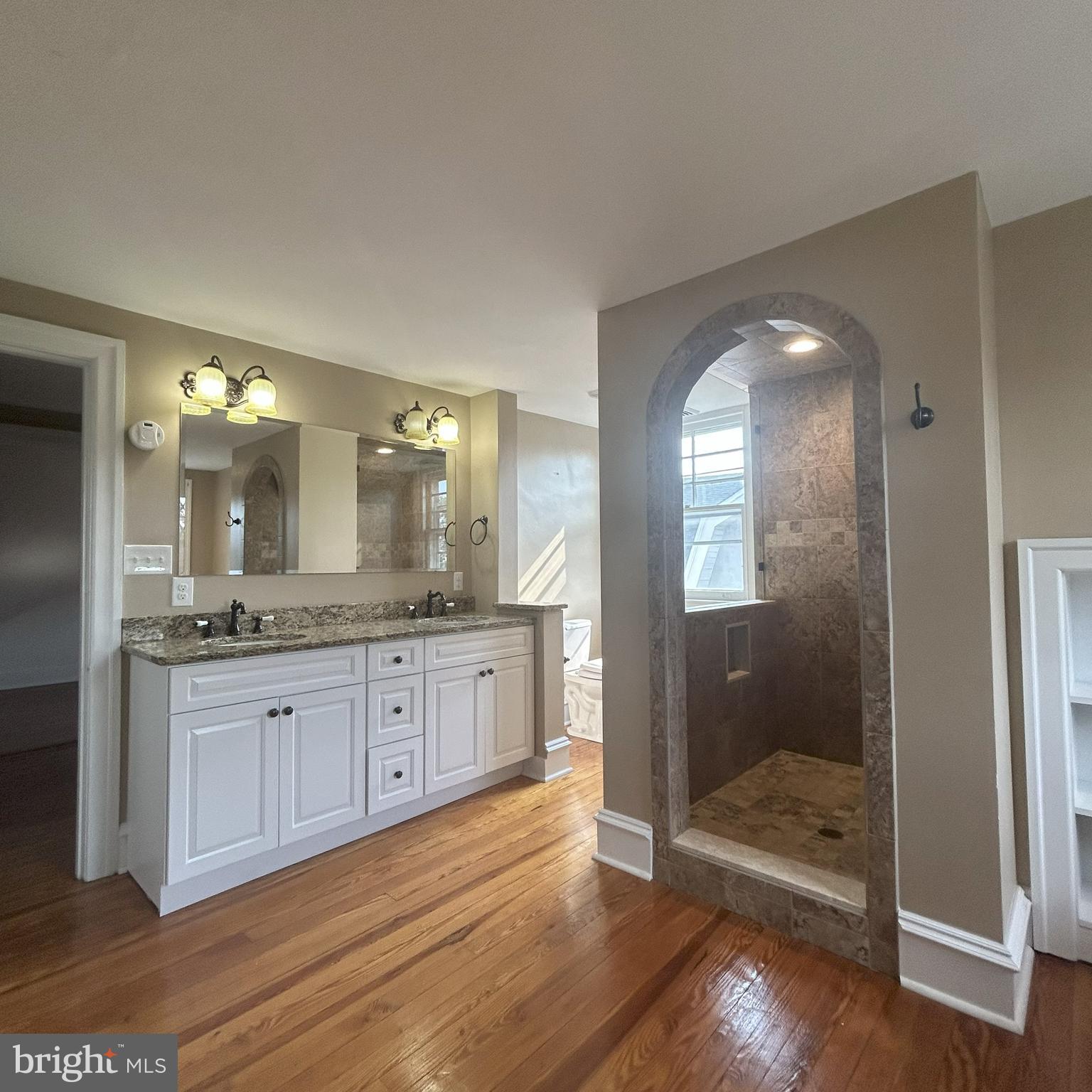 LLANERCH - Residential Lease