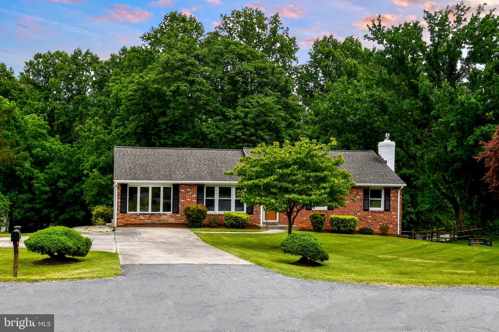 Photo 1 of 25 — 24909 WOODFIELD SCHOOL ROAD, GAITHERSBURG, MD 20882