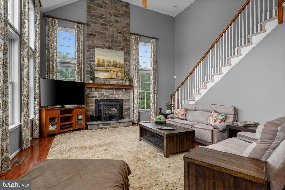 Pipersville, Pennsylvania 18947, United States, 5 Bedrooms Bedrooms, ,5 BathroomsBathrooms,Residential,Active,204395