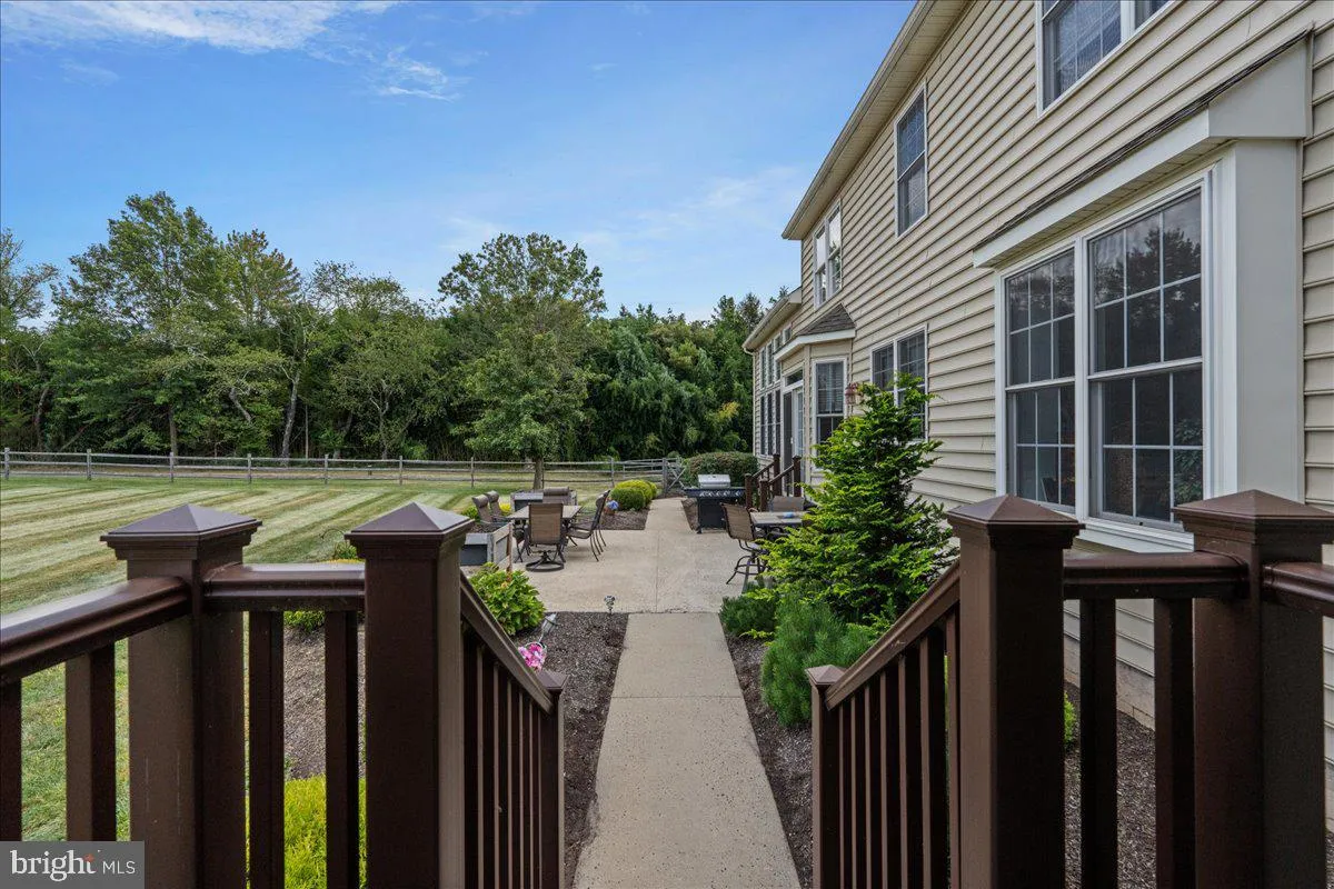 Pipersville, Pennsylvania 18947, United States, 5 Bedrooms Bedrooms, ,5 BathroomsBathrooms,Residential,Active,204395