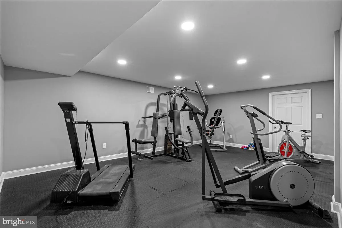 Pipersville, Pennsylvania 18947, United States, 5 Bedrooms Bedrooms, ,5 BathroomsBathrooms,Residential,Active,204395