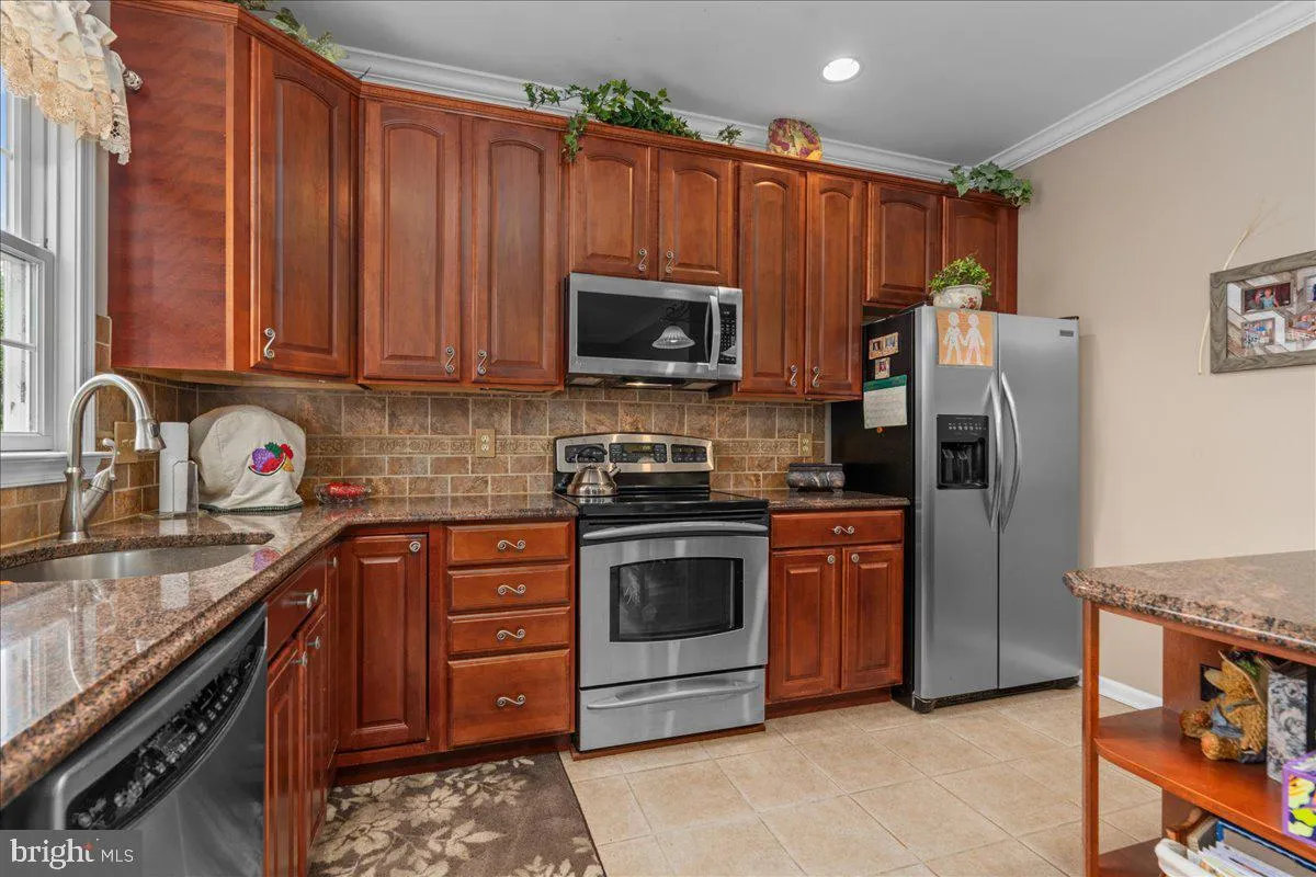 Pipersville, Pennsylvania 18947, United States, 5 Bedrooms Bedrooms, ,5 BathroomsBathrooms,Residential,Active,204395