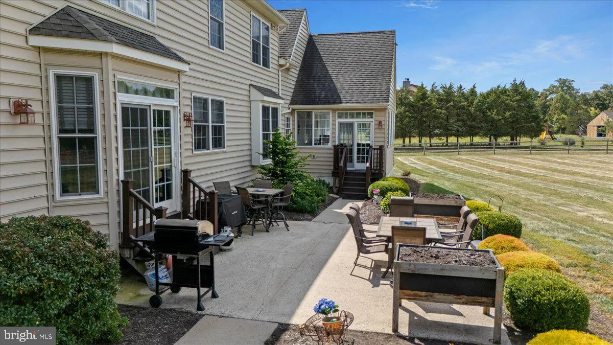 Pipersville, Pennsylvania 18947, United States, 5 Bedrooms Bedrooms, ,5 BathroomsBathrooms,Residential,Active,204395