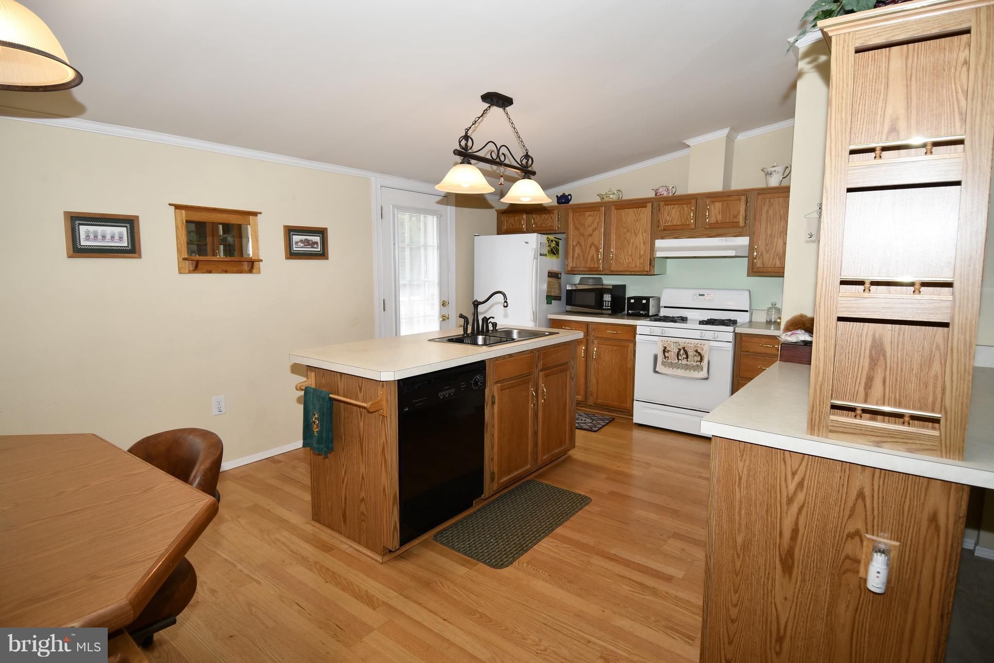 VILLAGE OF CECIL WOODS - Residential