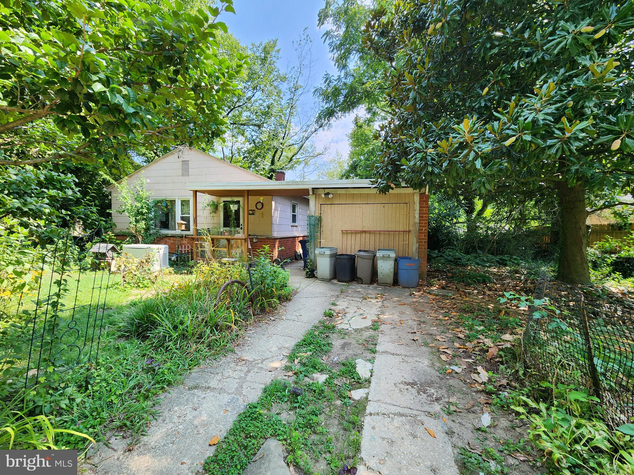 SILVER SPRING - Residential