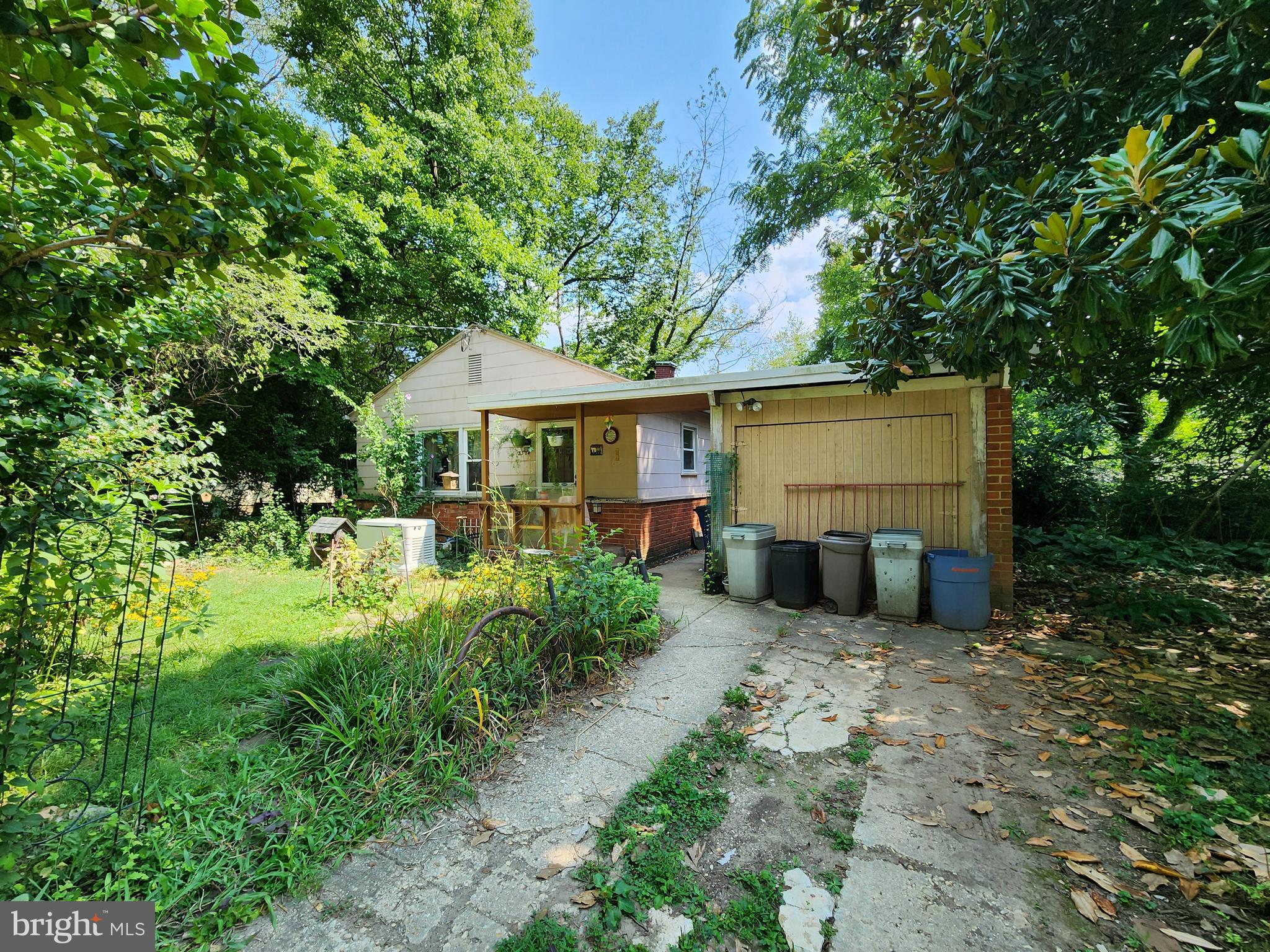 SILVER SPRING - Residential