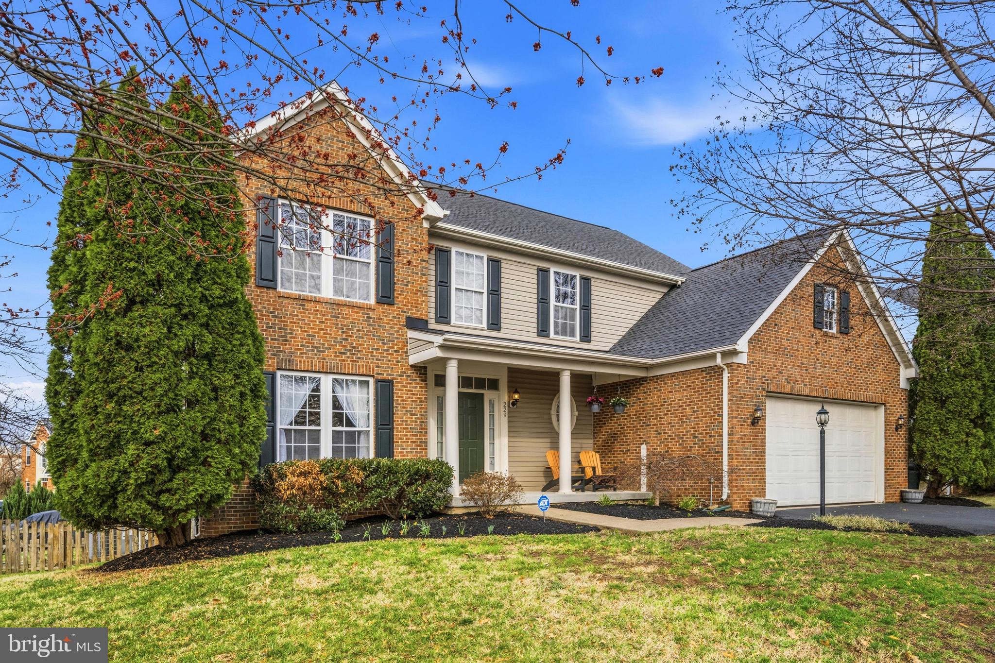 STRATFORD - Residential