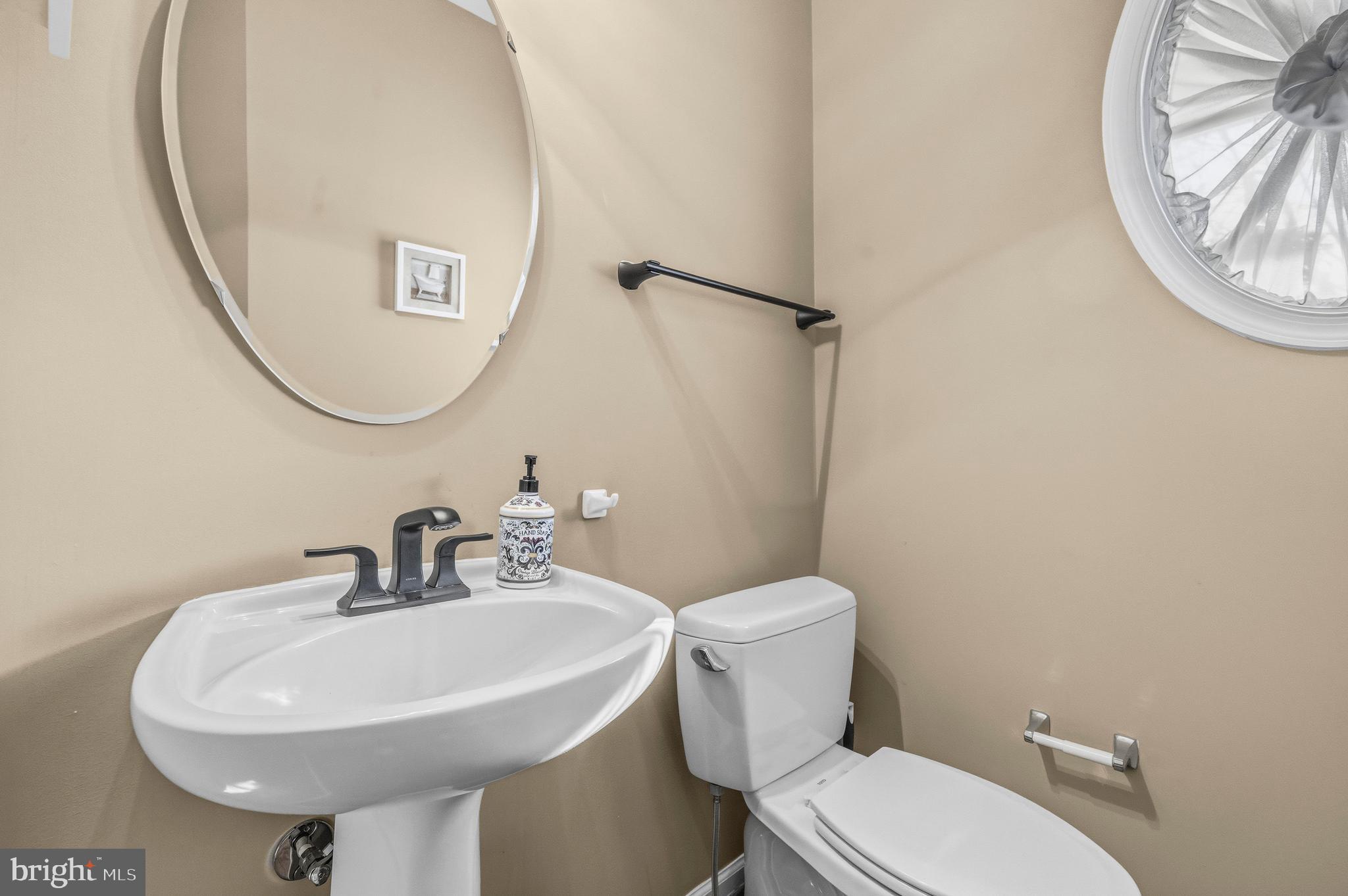 STRATFORD - Residential