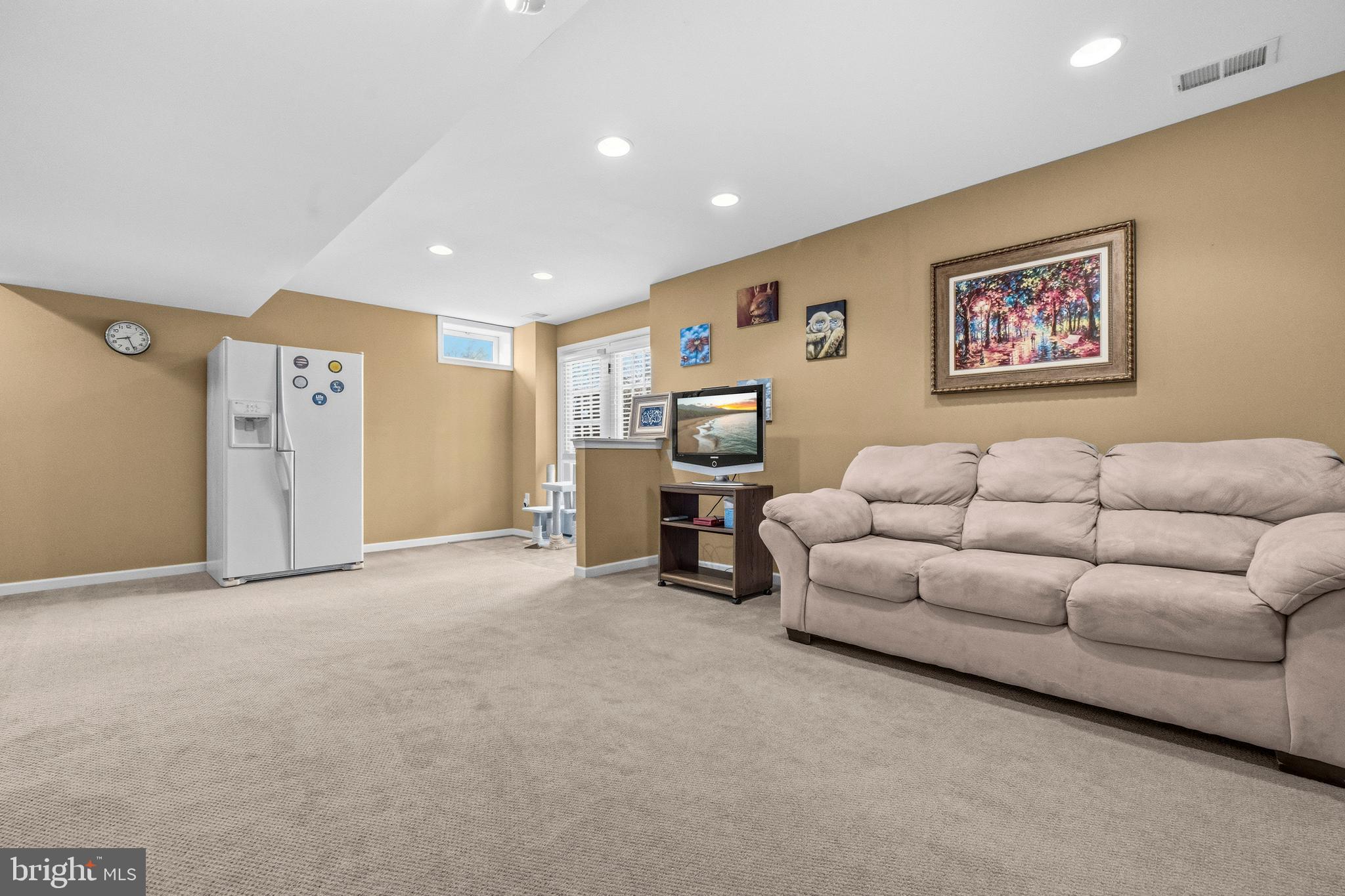 STRATFORD - Residential