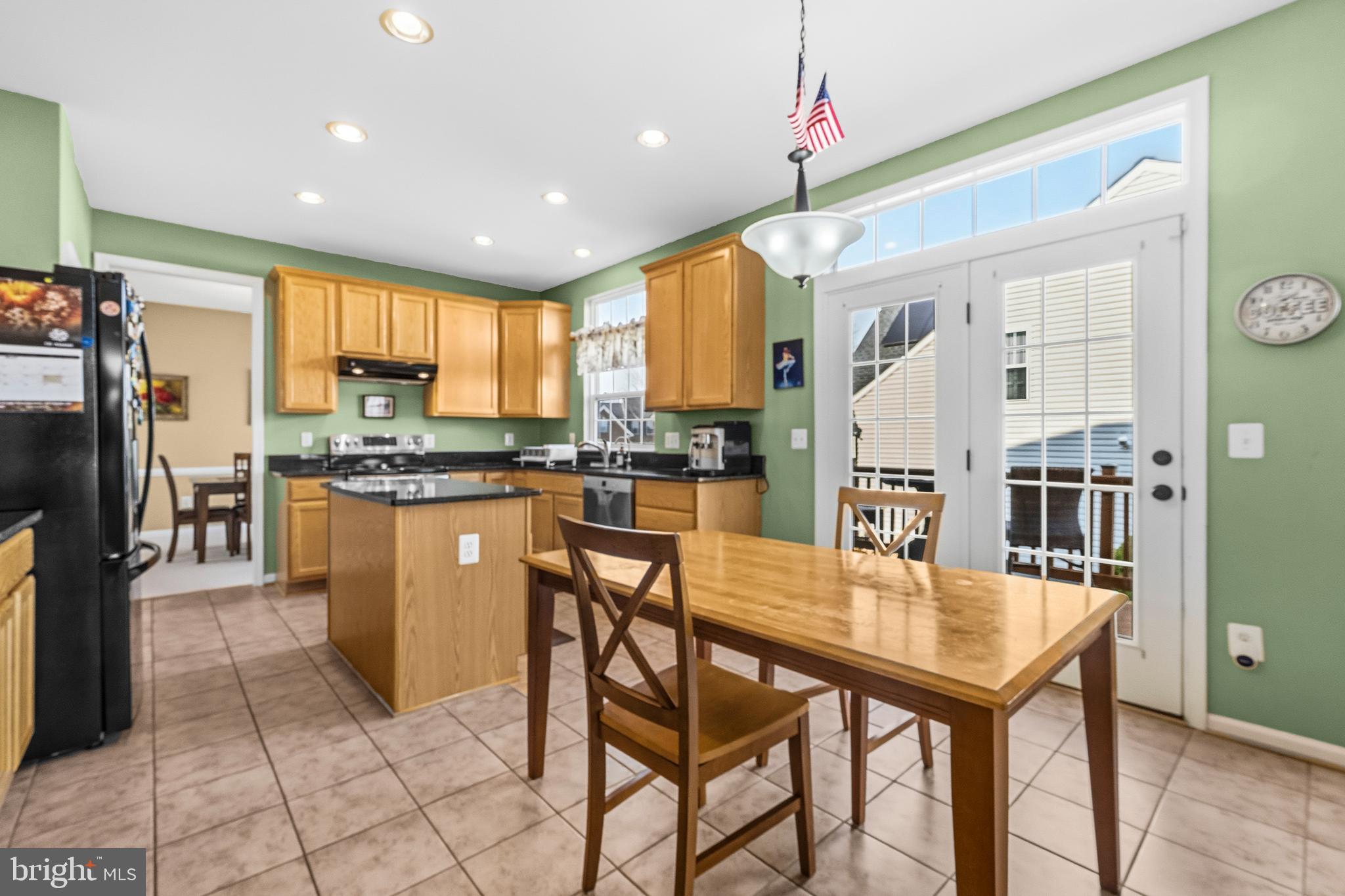 STRATFORD - Residential