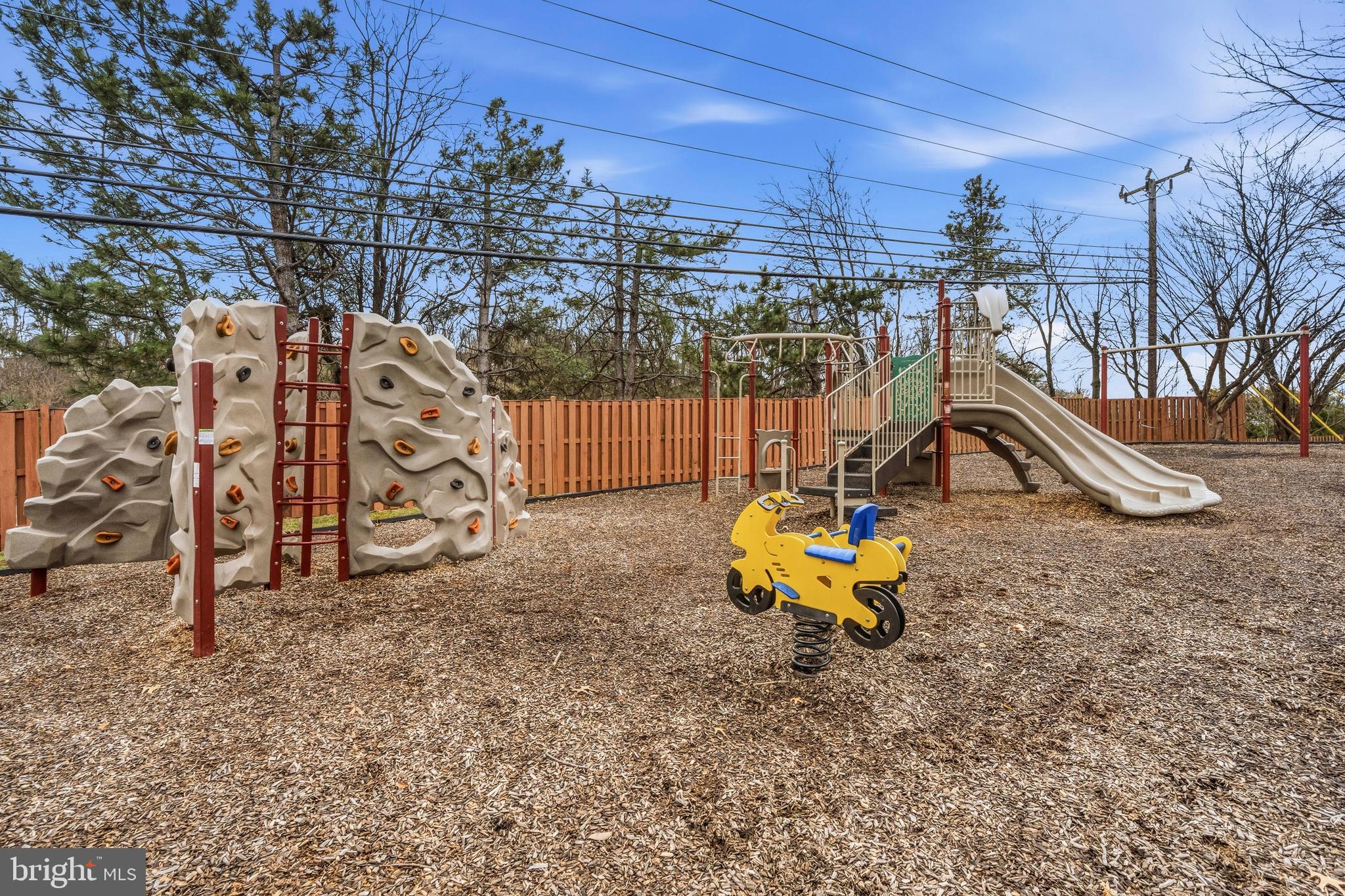 STRATFORD - Residential