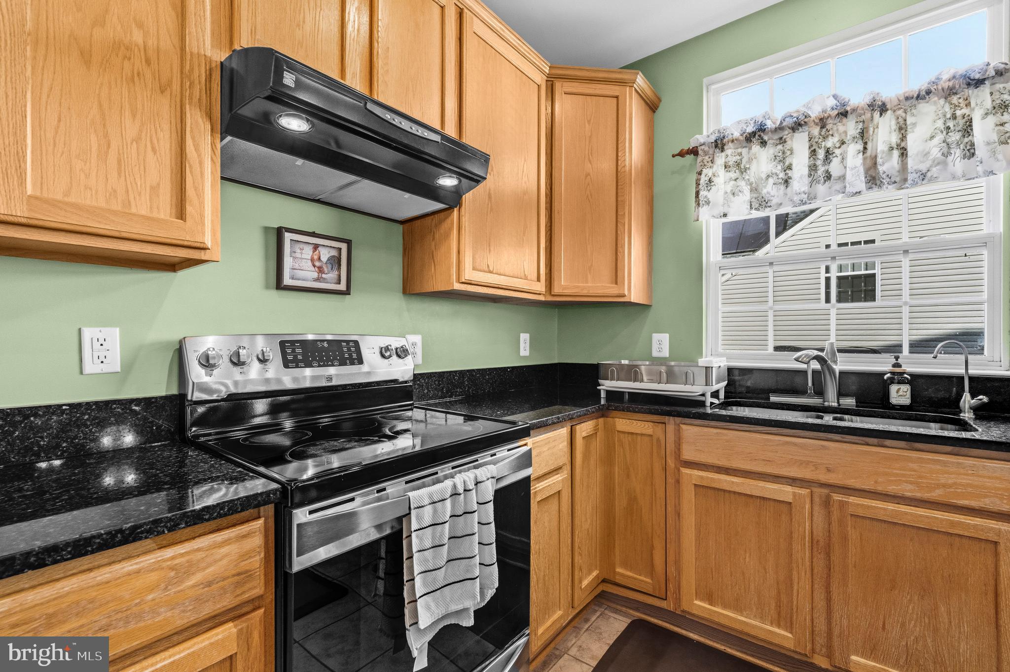 STRATFORD - Residential