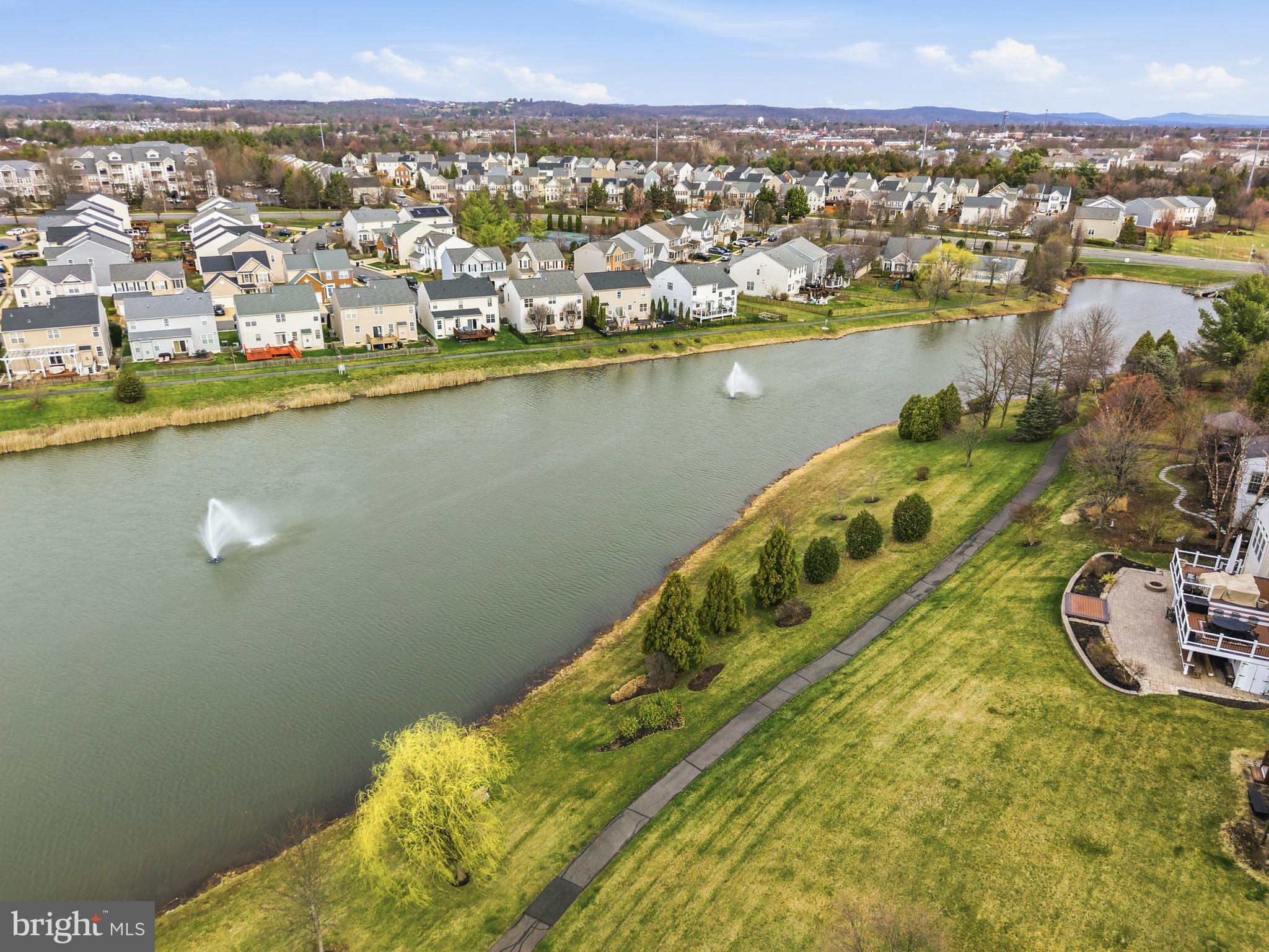 STRATFORD - Residential