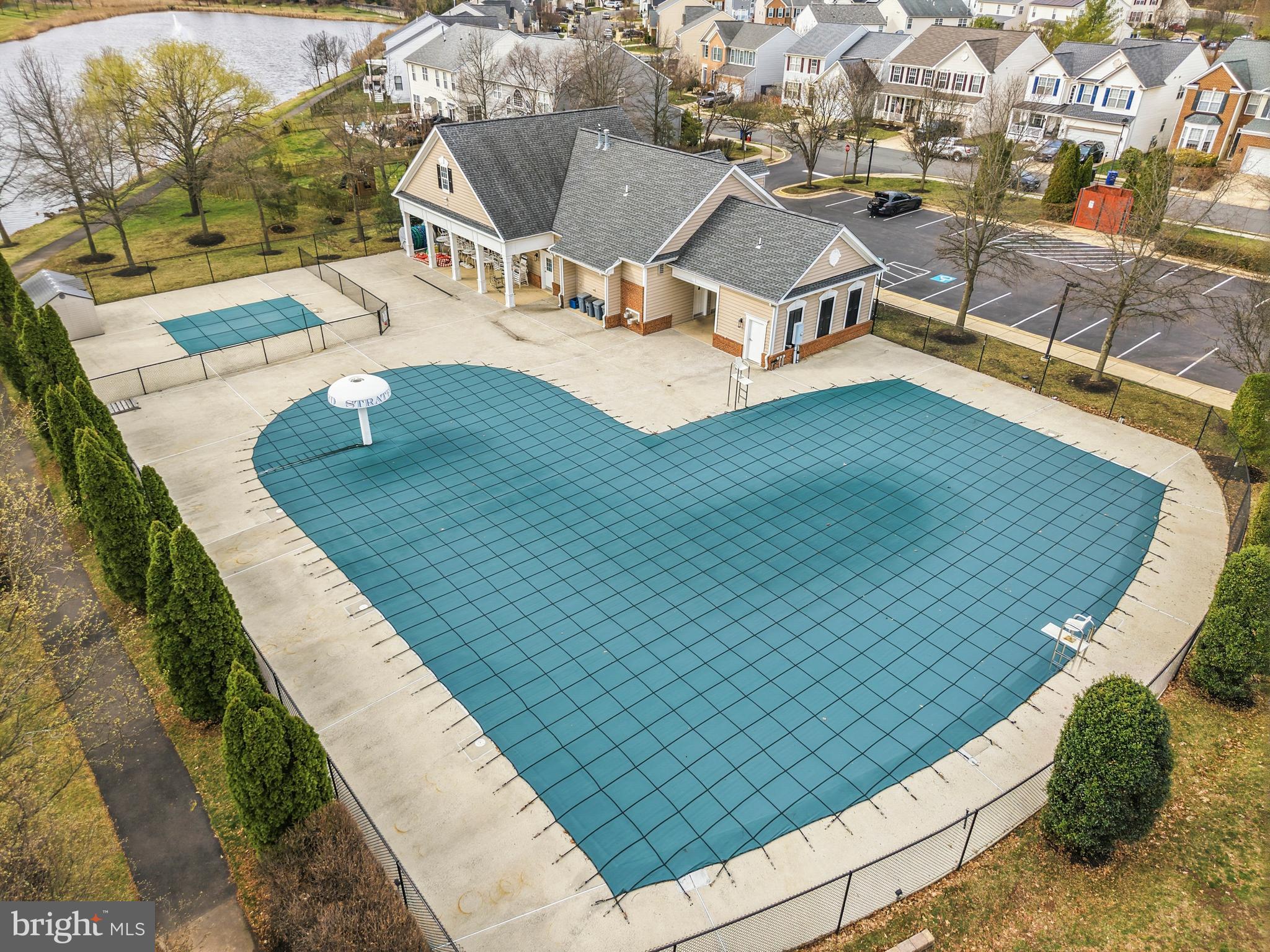 STRATFORD - Residential