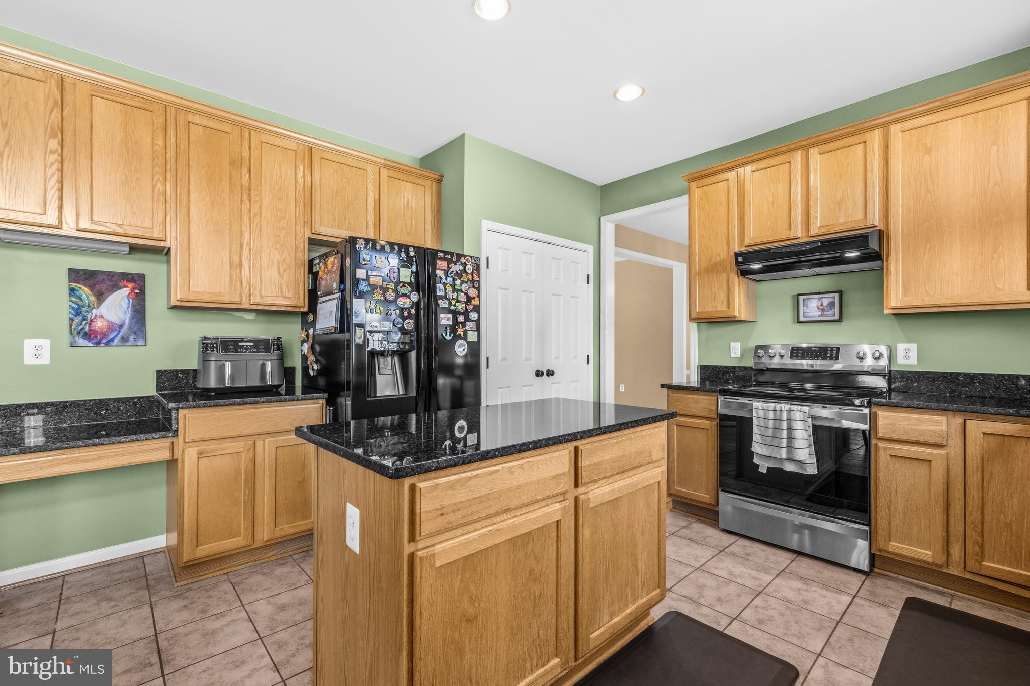 STRATFORD - Residential