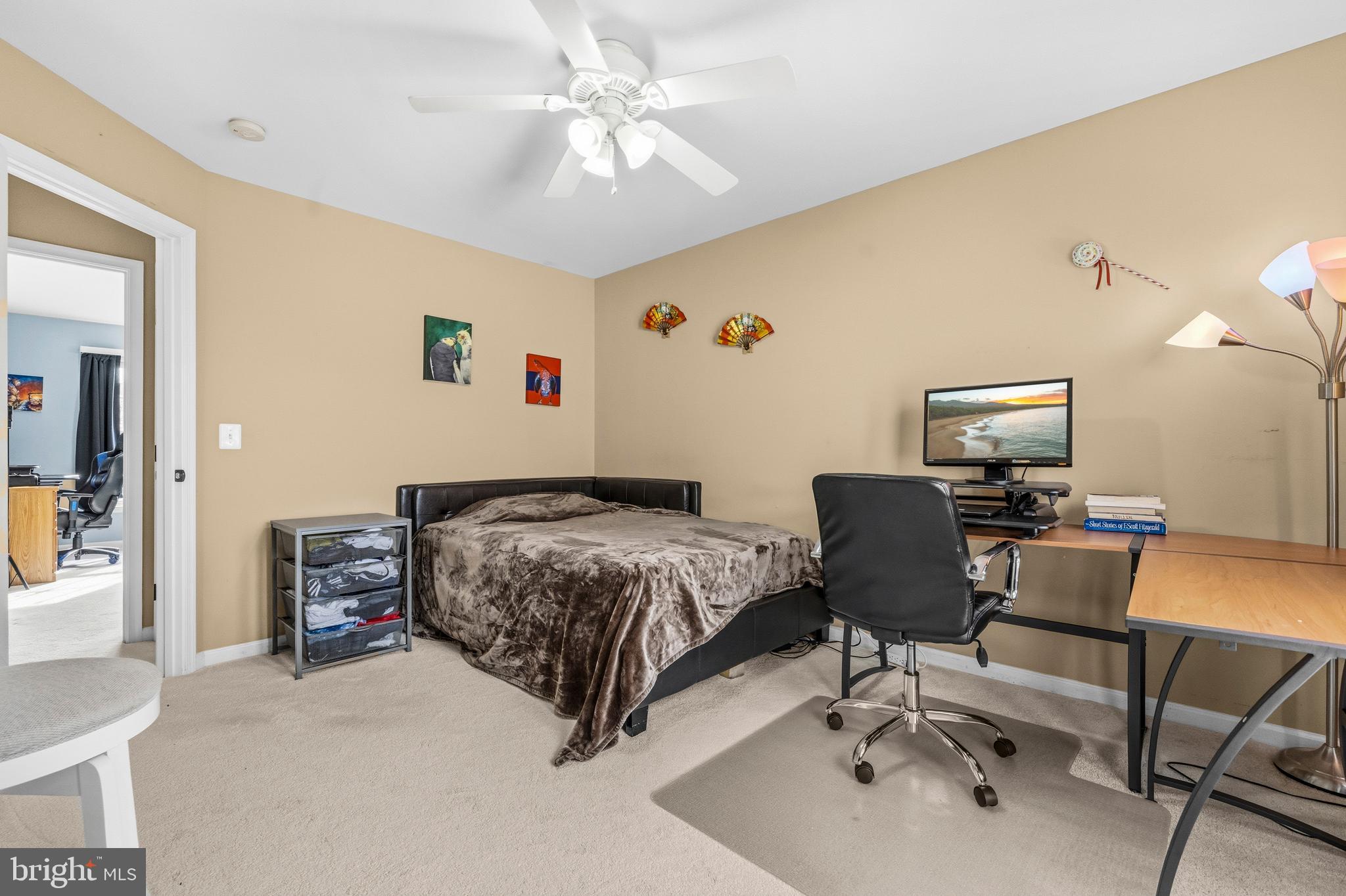 STRATFORD - Residential