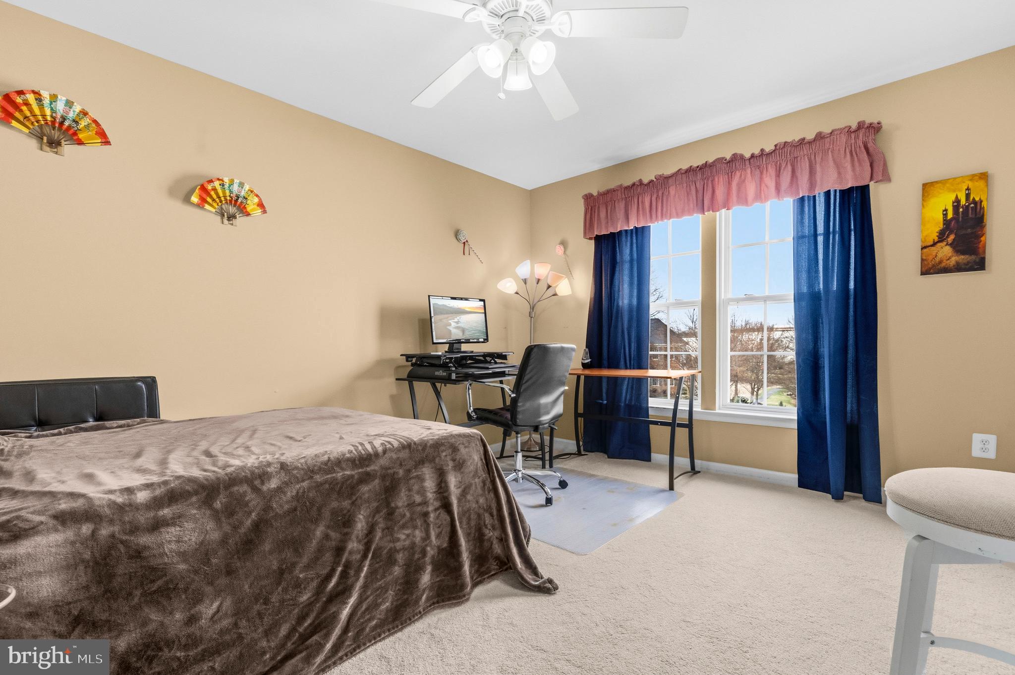 STRATFORD - Residential