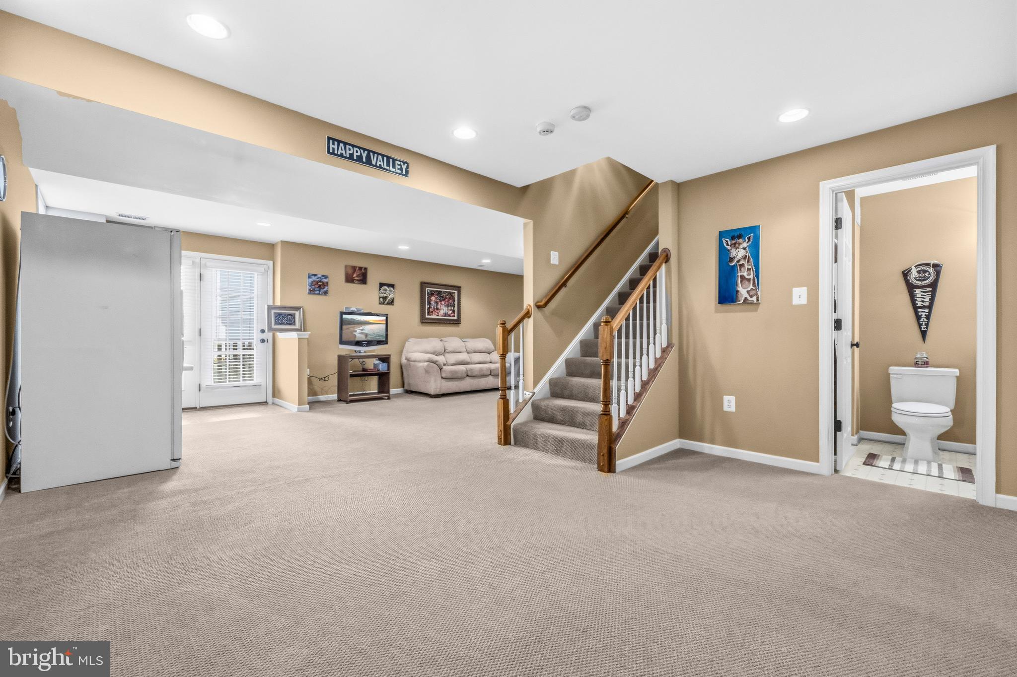 STRATFORD - Residential