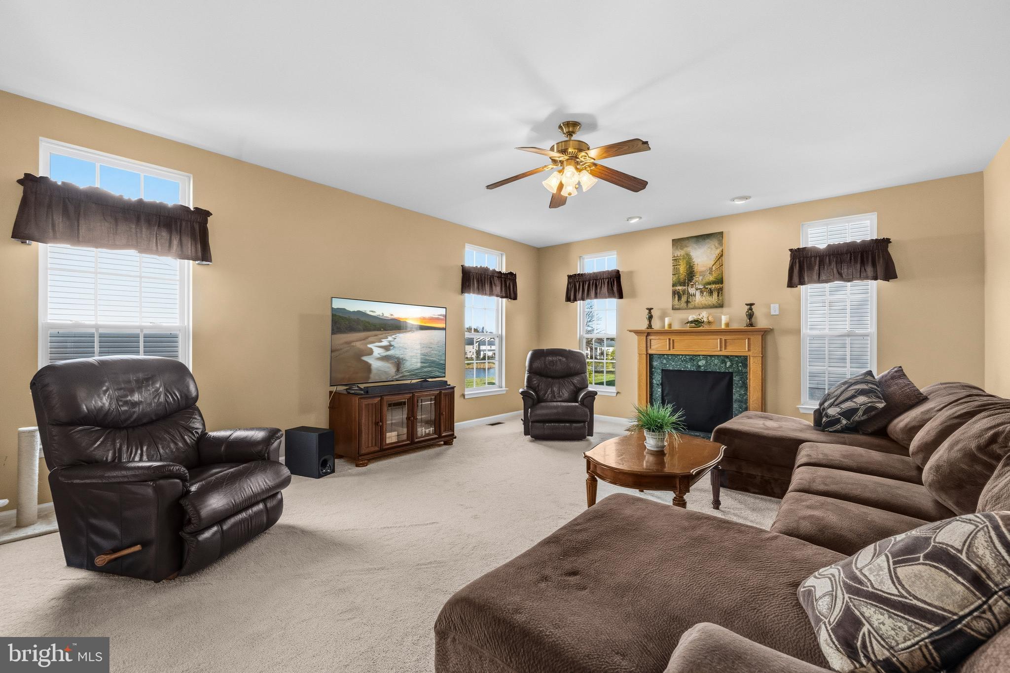 STRATFORD - Residential