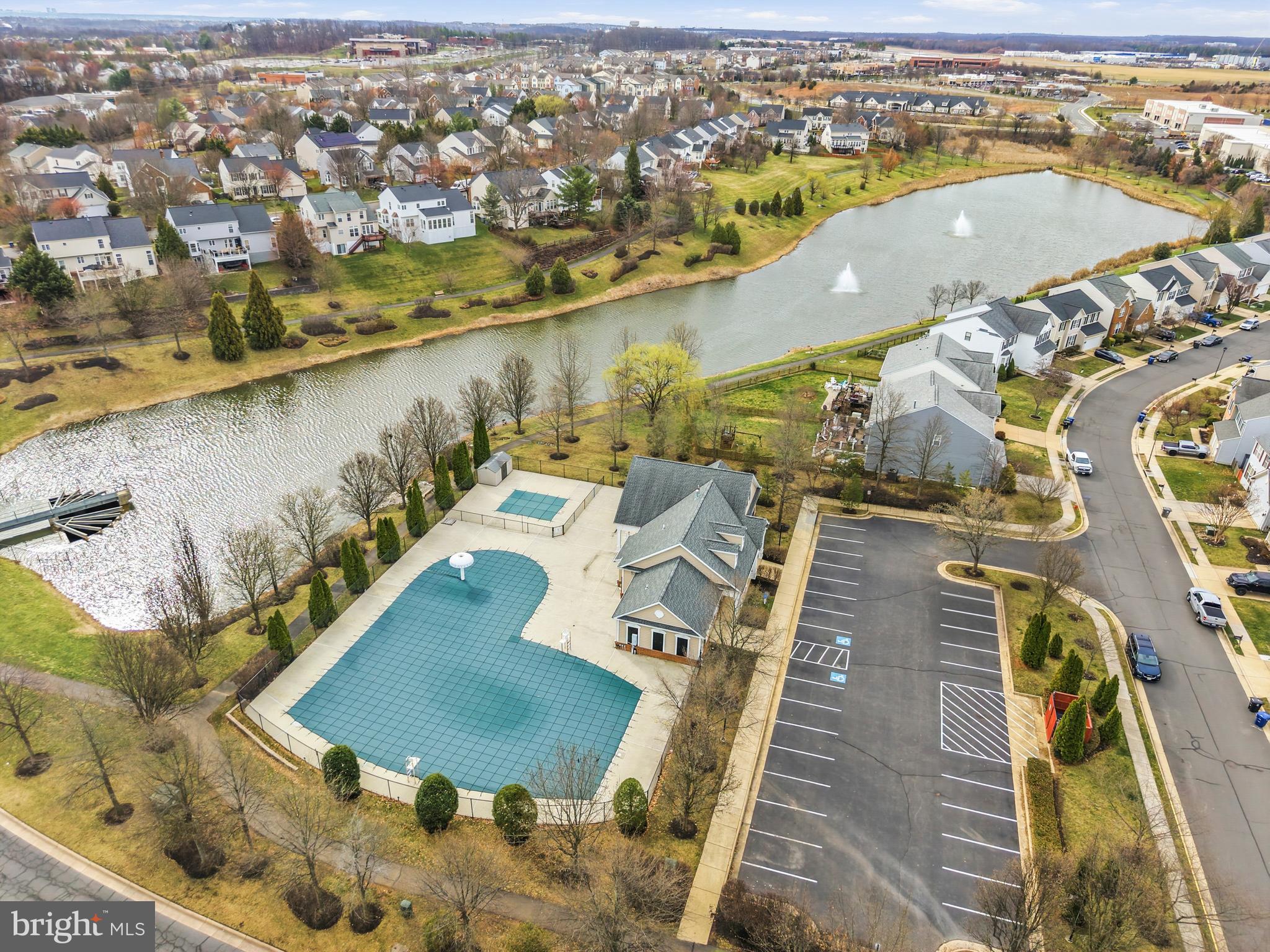 STRATFORD - Residential