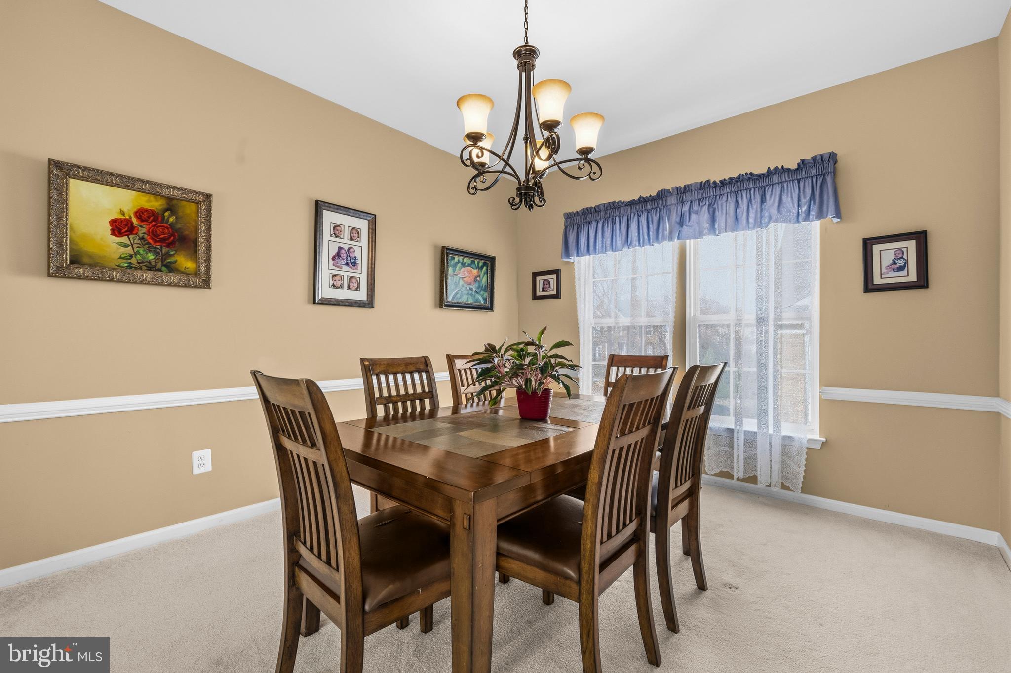 STRATFORD - Residential