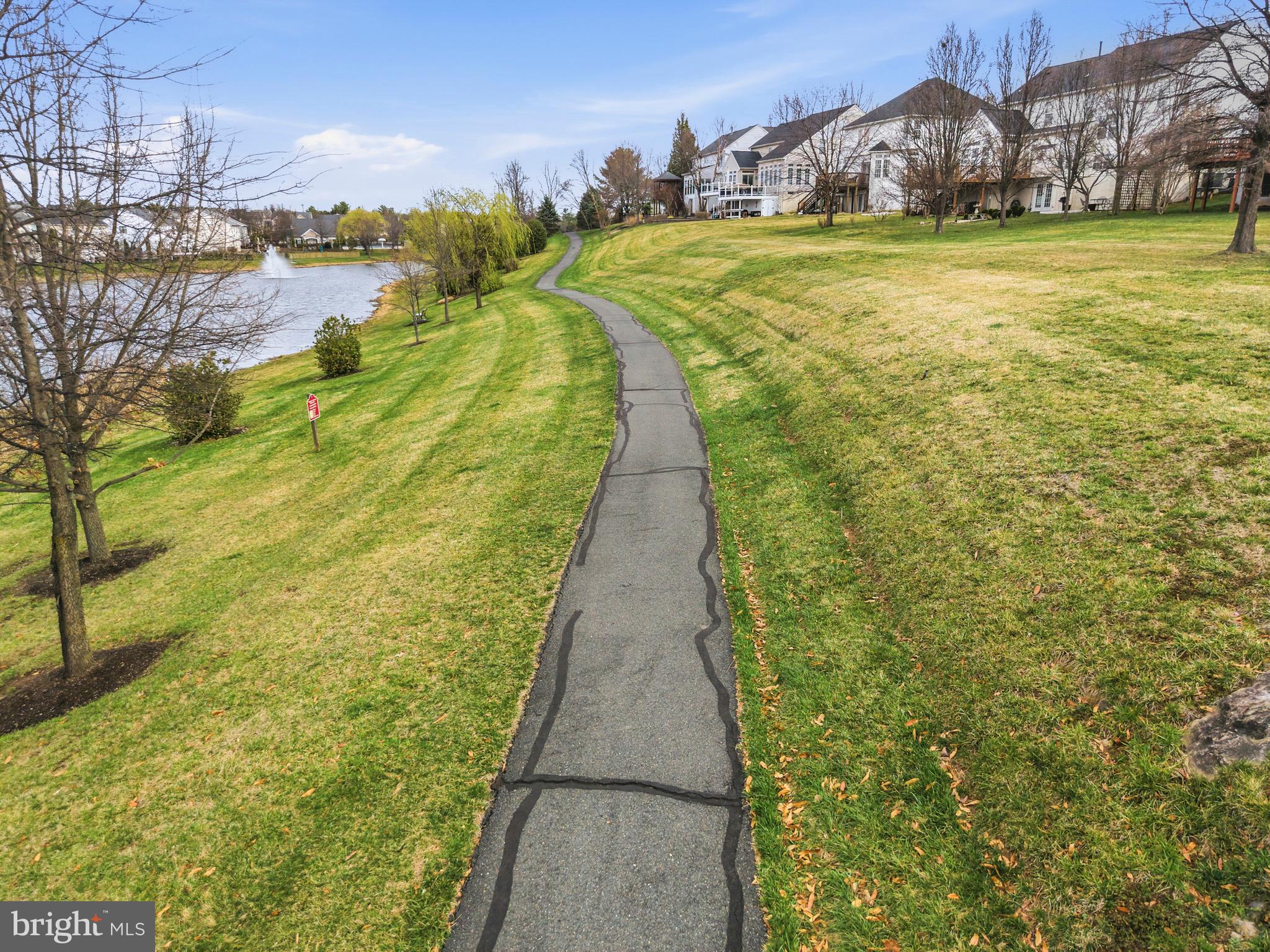 STRATFORD - Residential