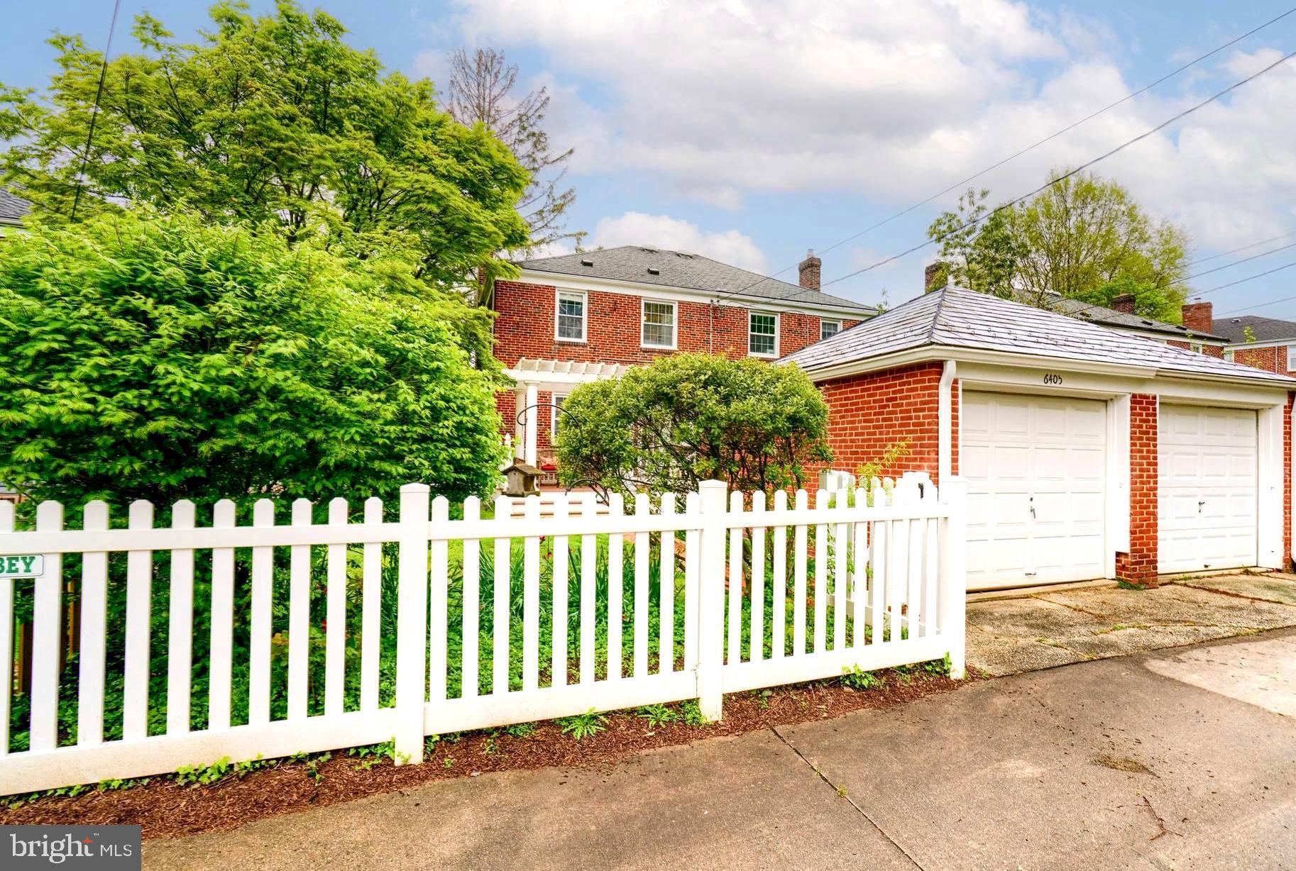 GAYWOOD - Residential