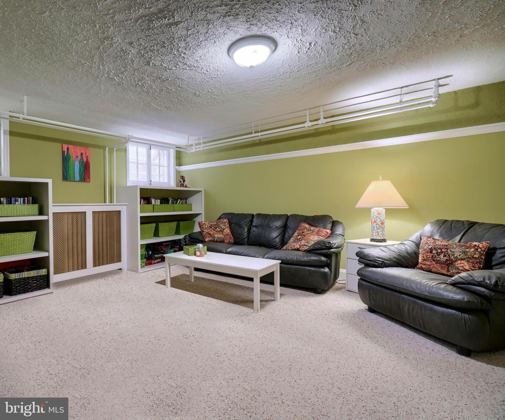 GAYWOOD - Residential