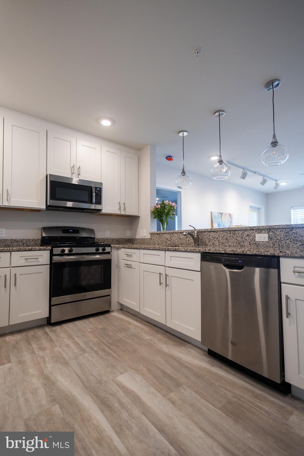 VINEYARDS AT NASSAU VALLEY - Residential