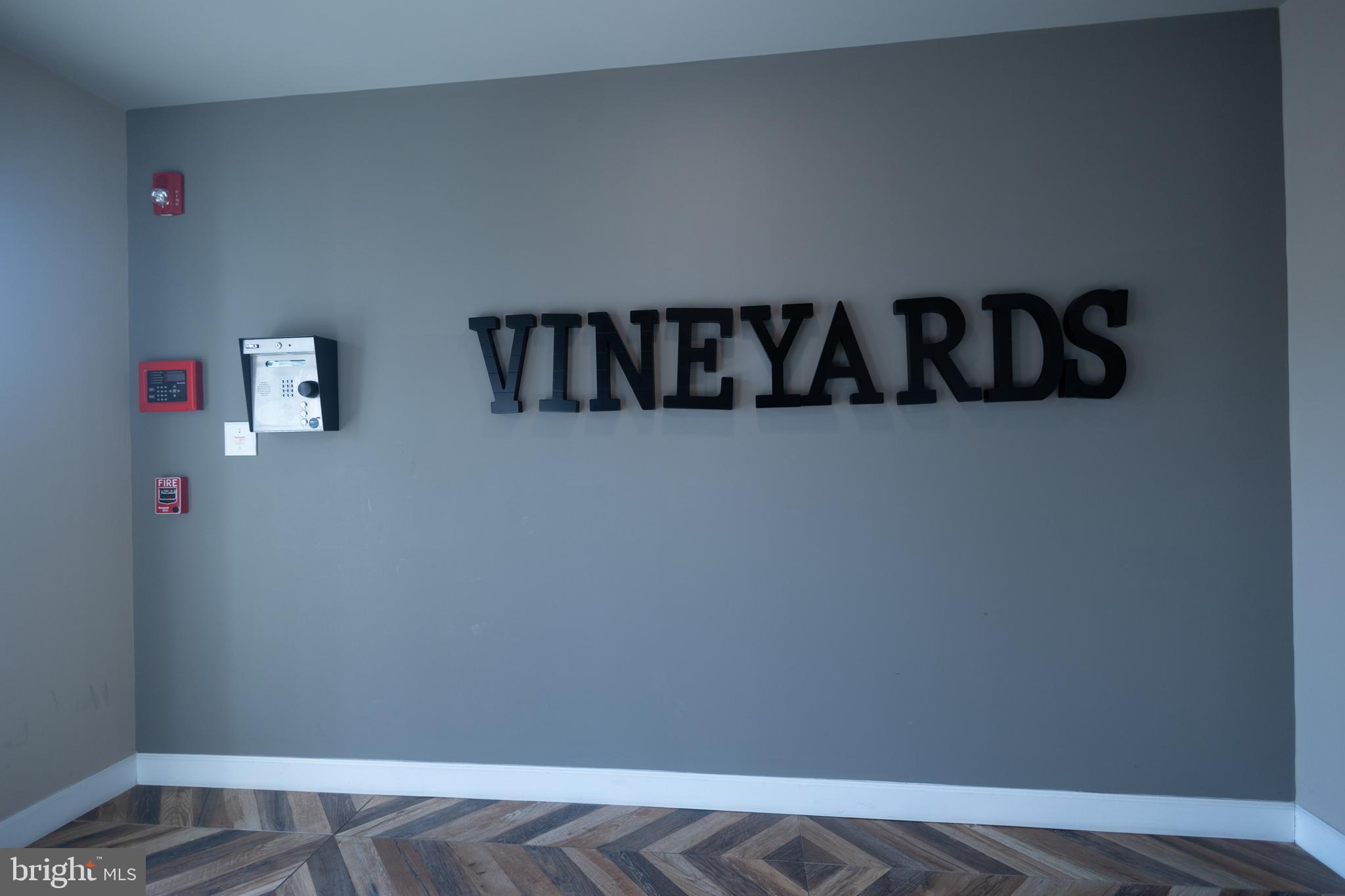 VINEYARDS AT NASSAU VALLEY - Residential