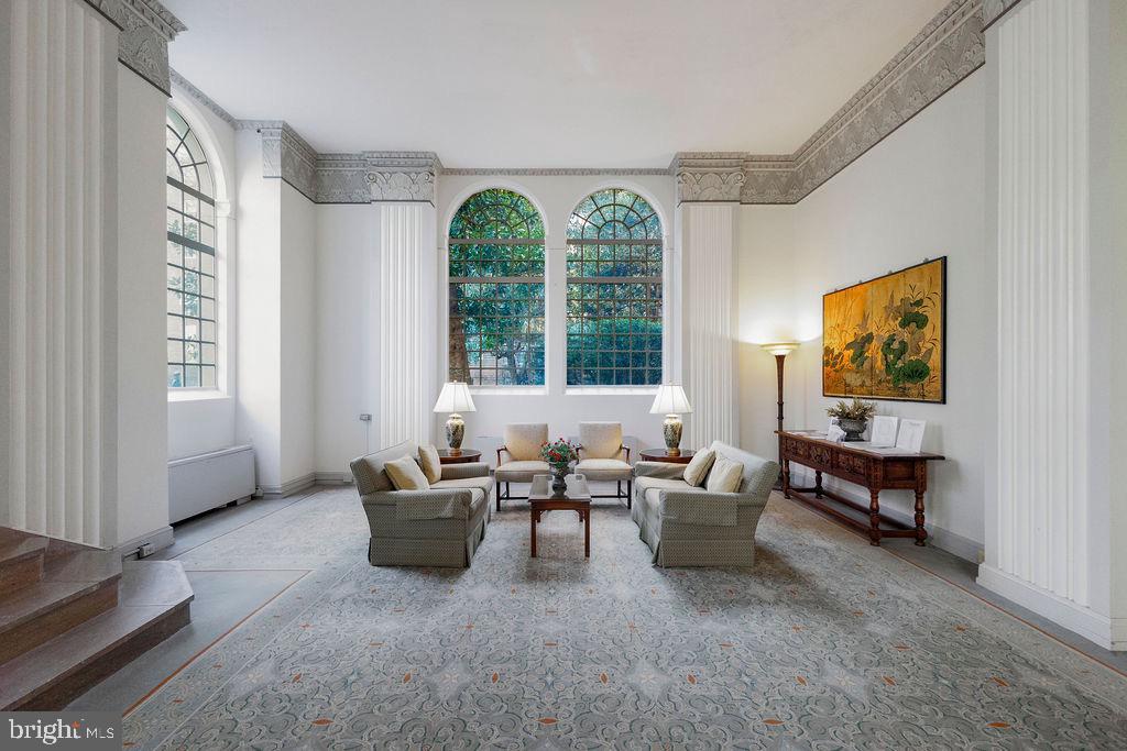 OBSERVATORY CIRCLE - Residential