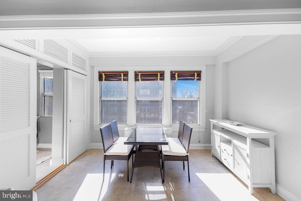 OBSERVATORY CIRCLE - Residential