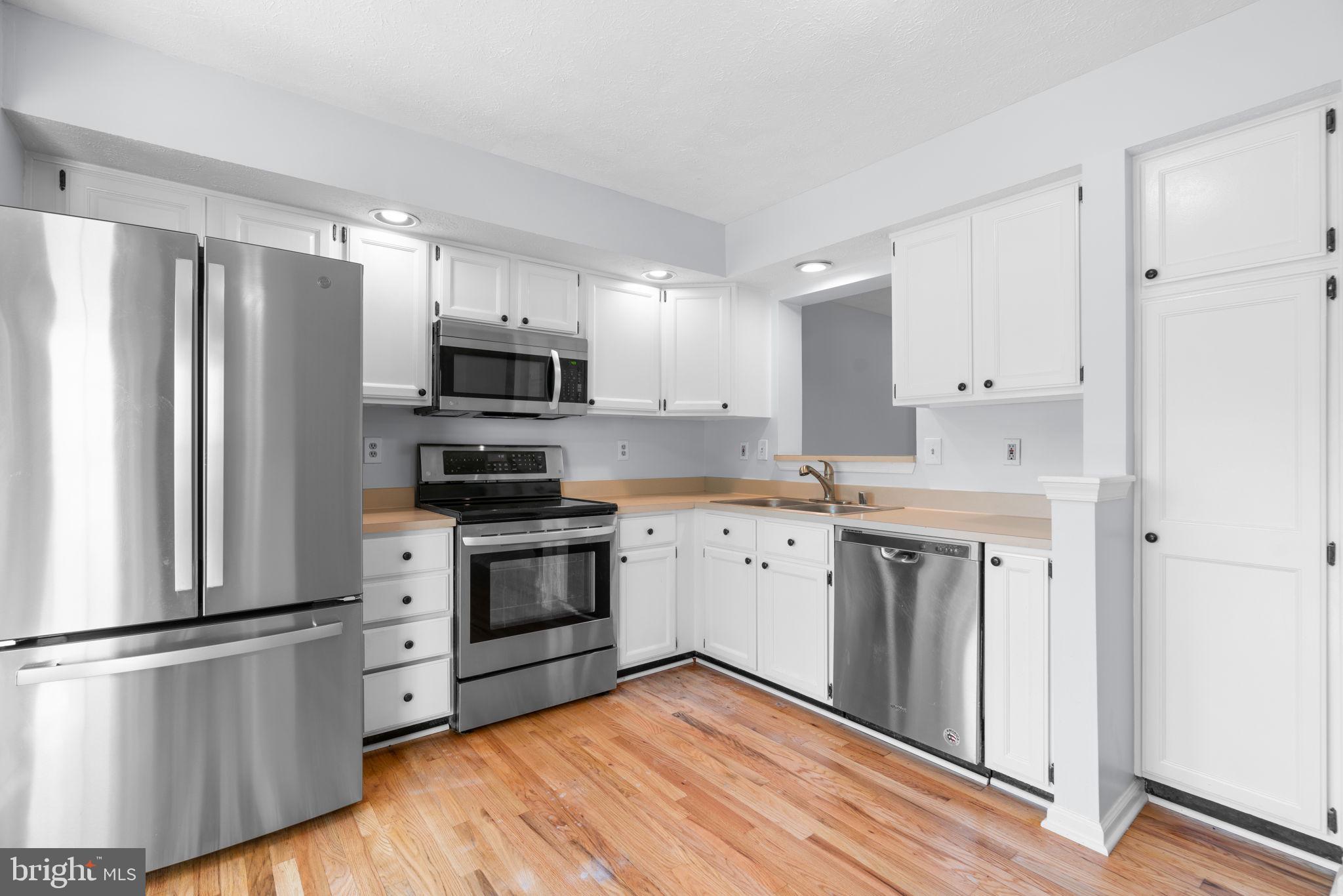 BRIGHTFIELD - Residential