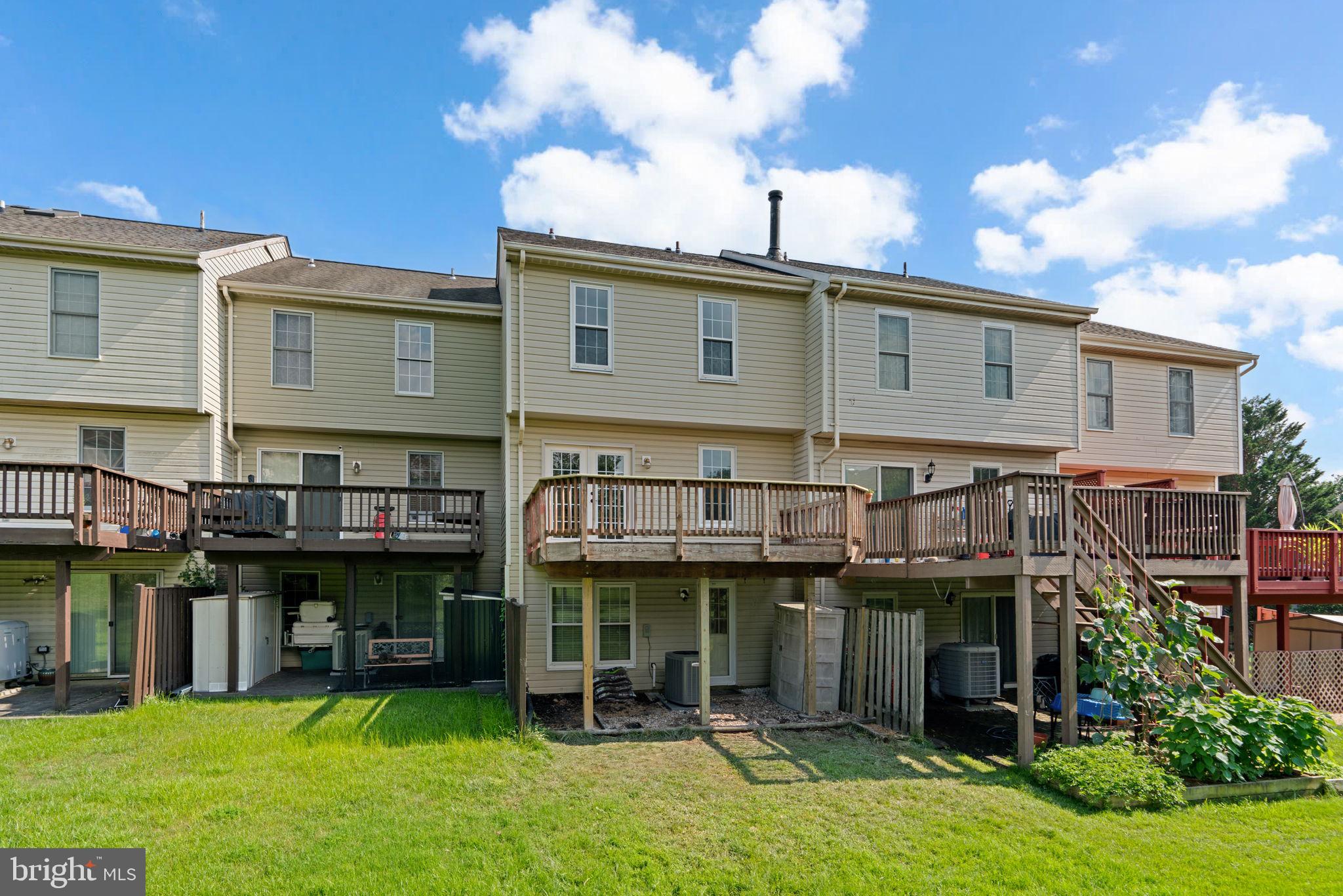 BRIGHTFIELD - Residential