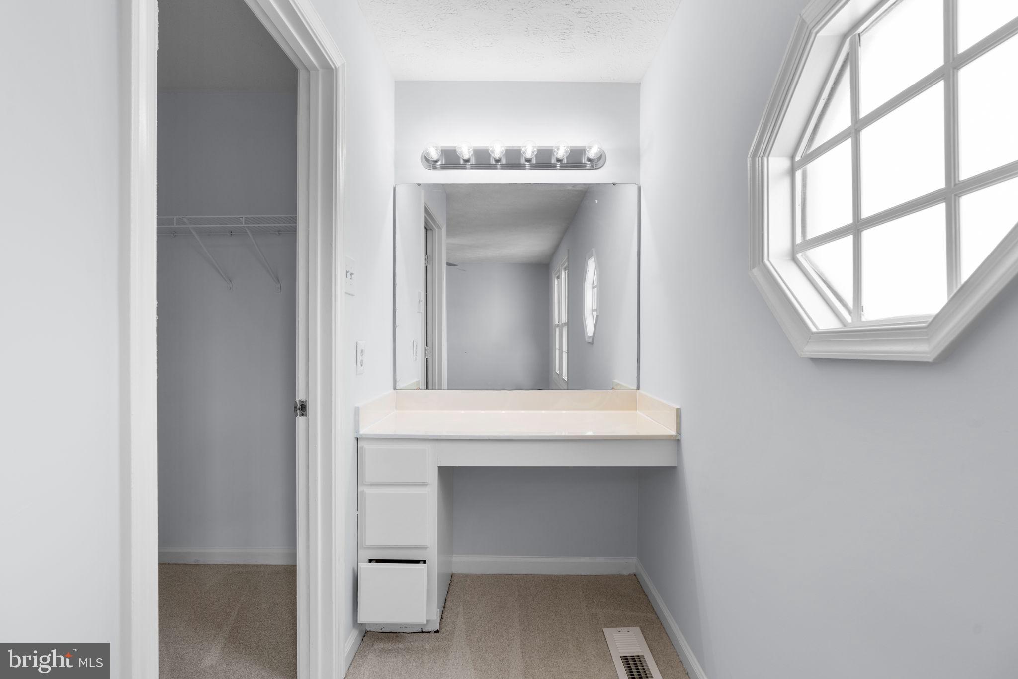 BRIGHTFIELD - Residential