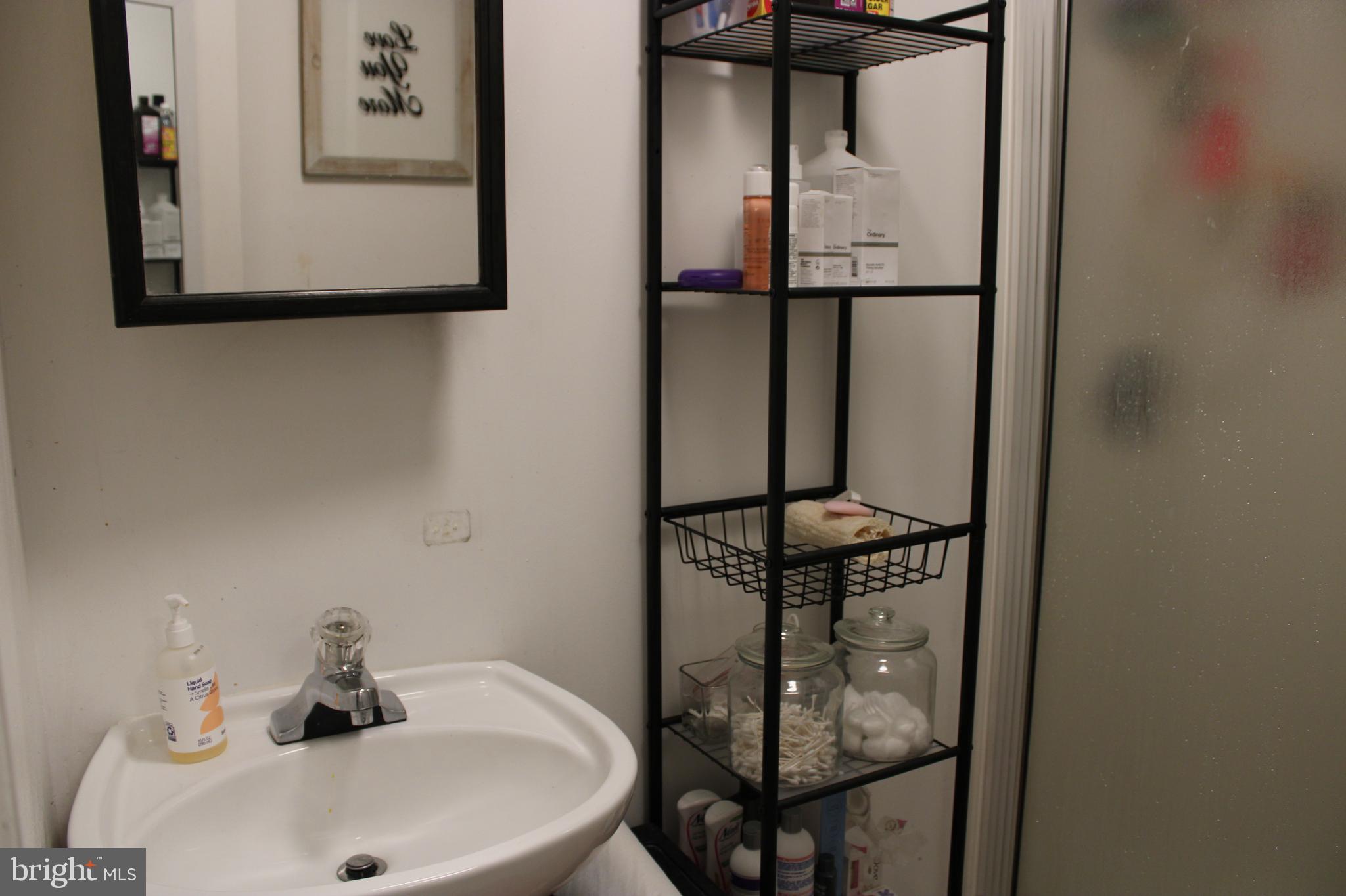 LONDON WOODS - Residential