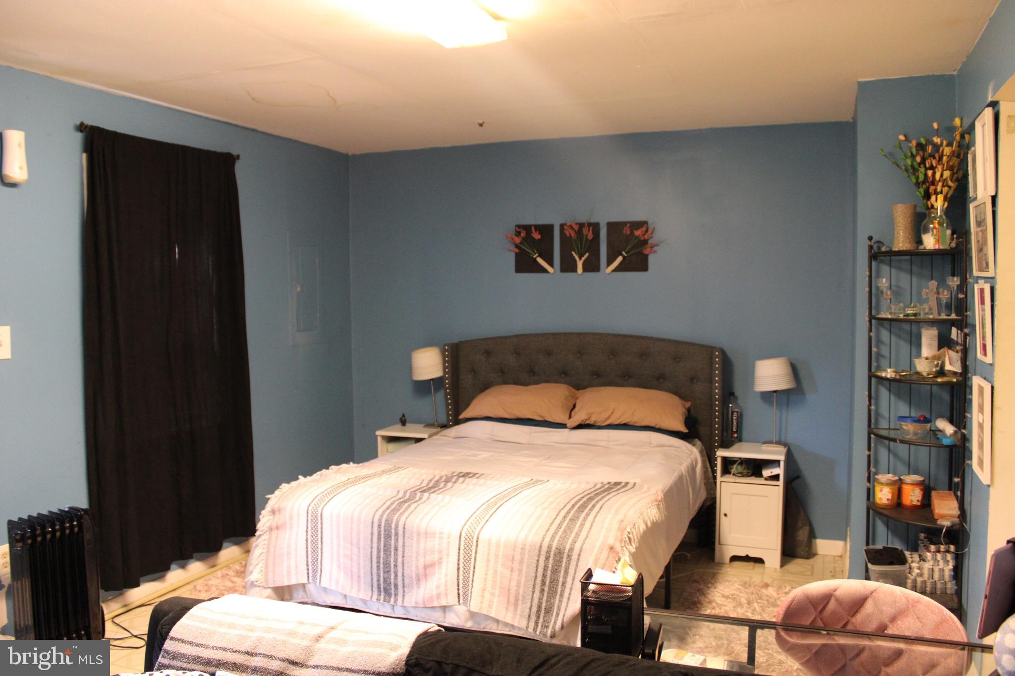 LONDON WOODS - Residential