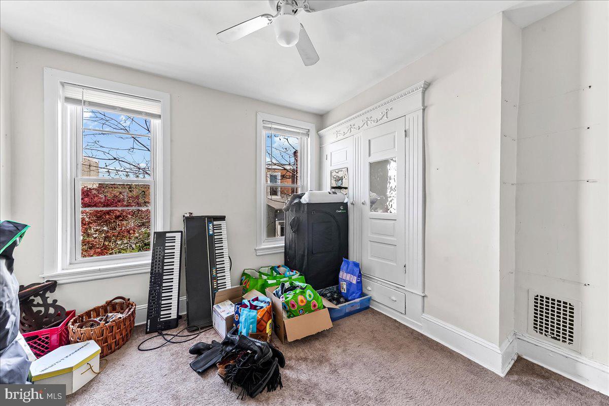COBBS CREEK - Residential