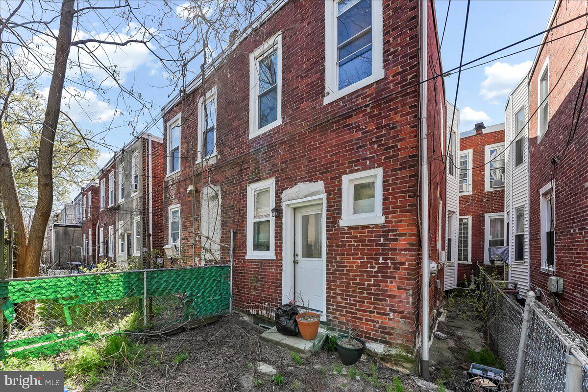 COBBS CREEK - Residential