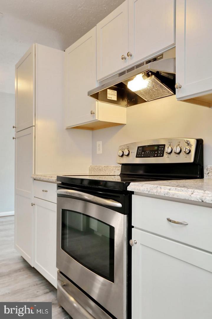 HUNTINGTON - Residential Lease