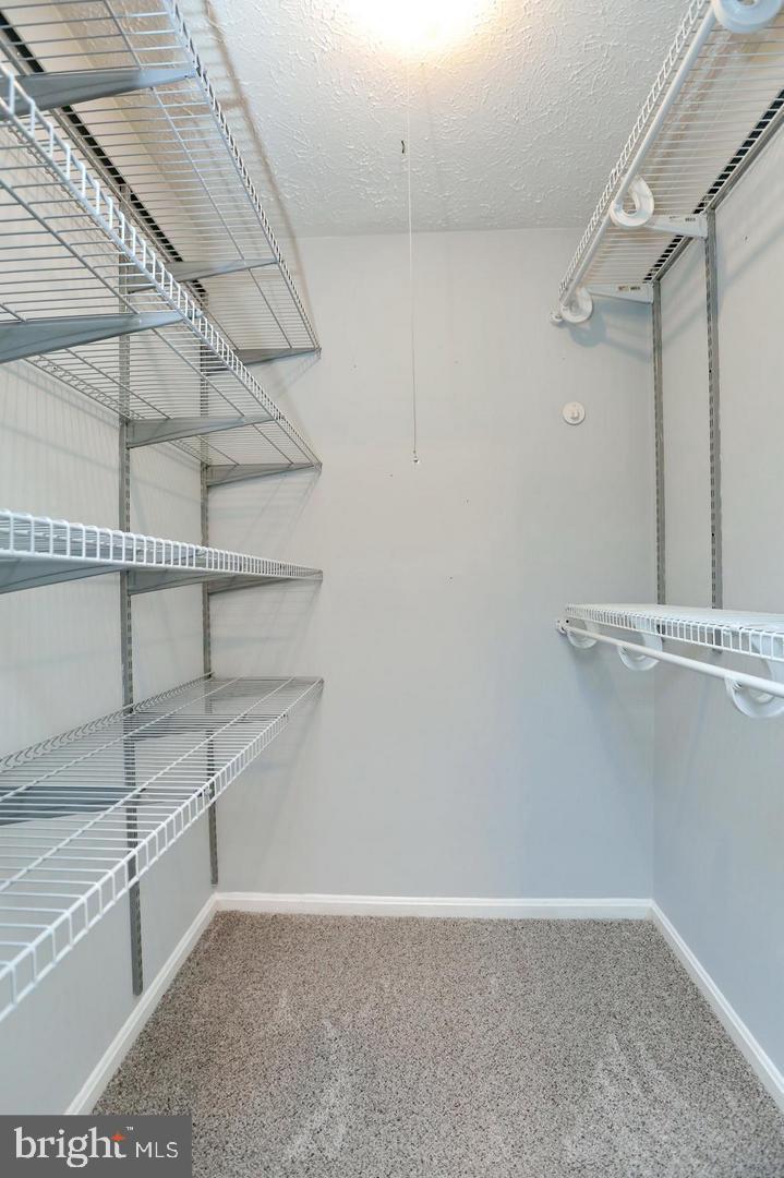 HUNTINGTON - Residential Lease